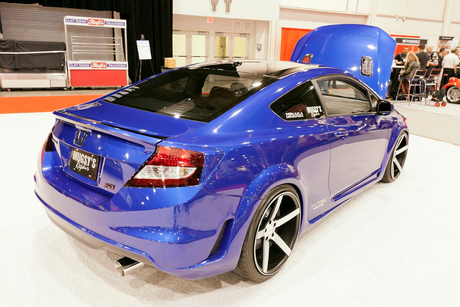 2012 Honda Civic SI Coupe by Fox Marketing