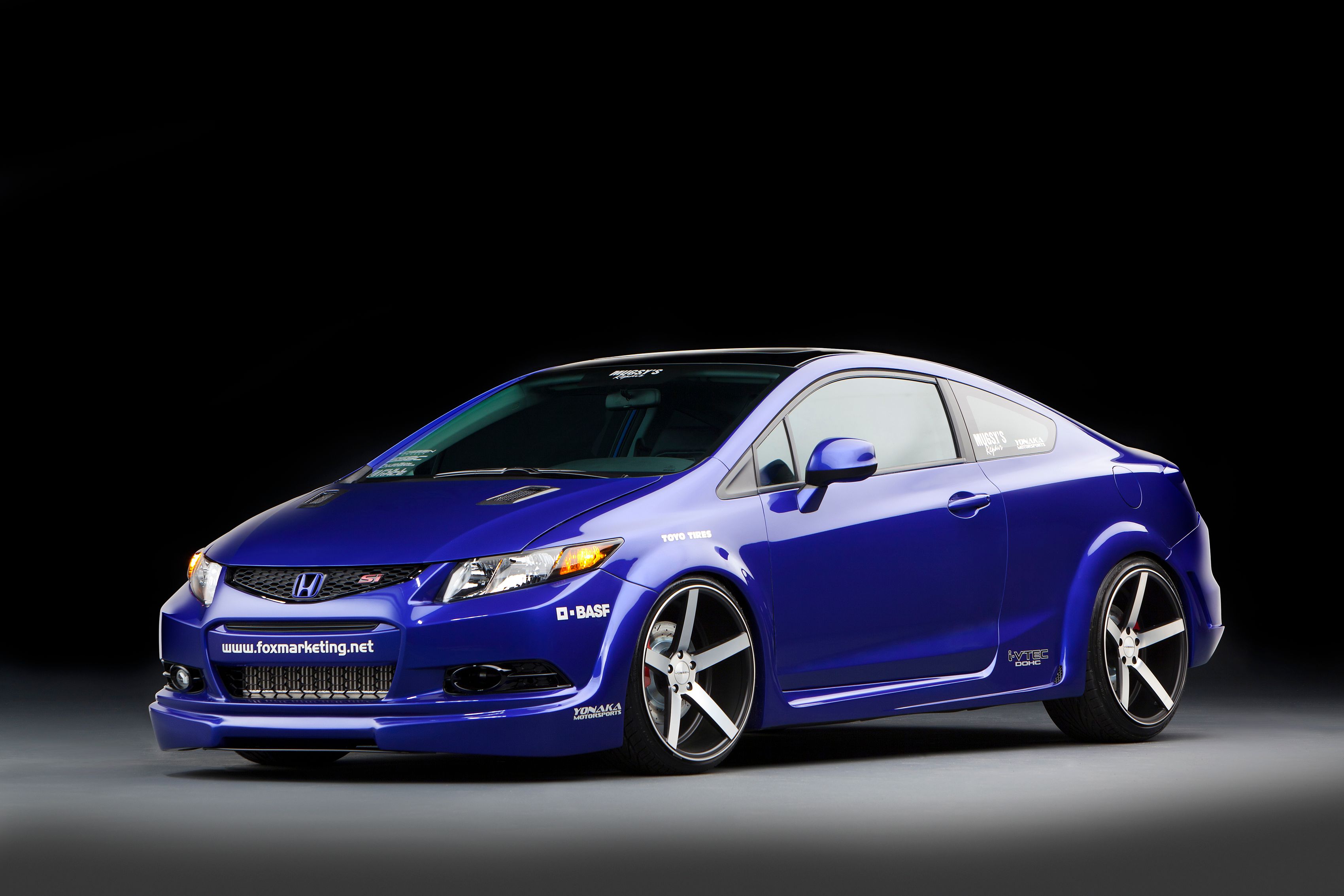 2012 Honda Civic SI Coupe by Fox Marketing