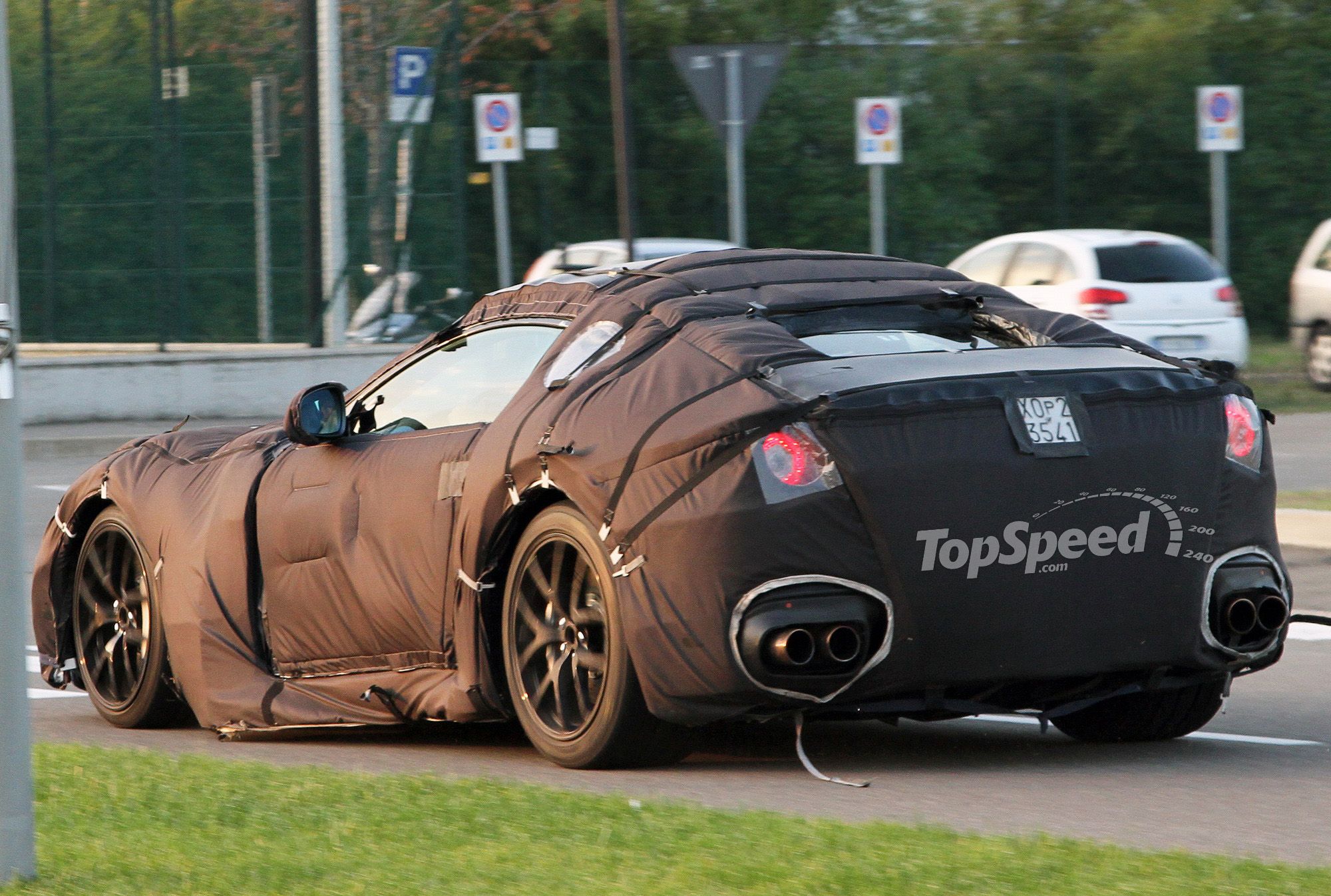 2013 Ferrari F12 berlinetta