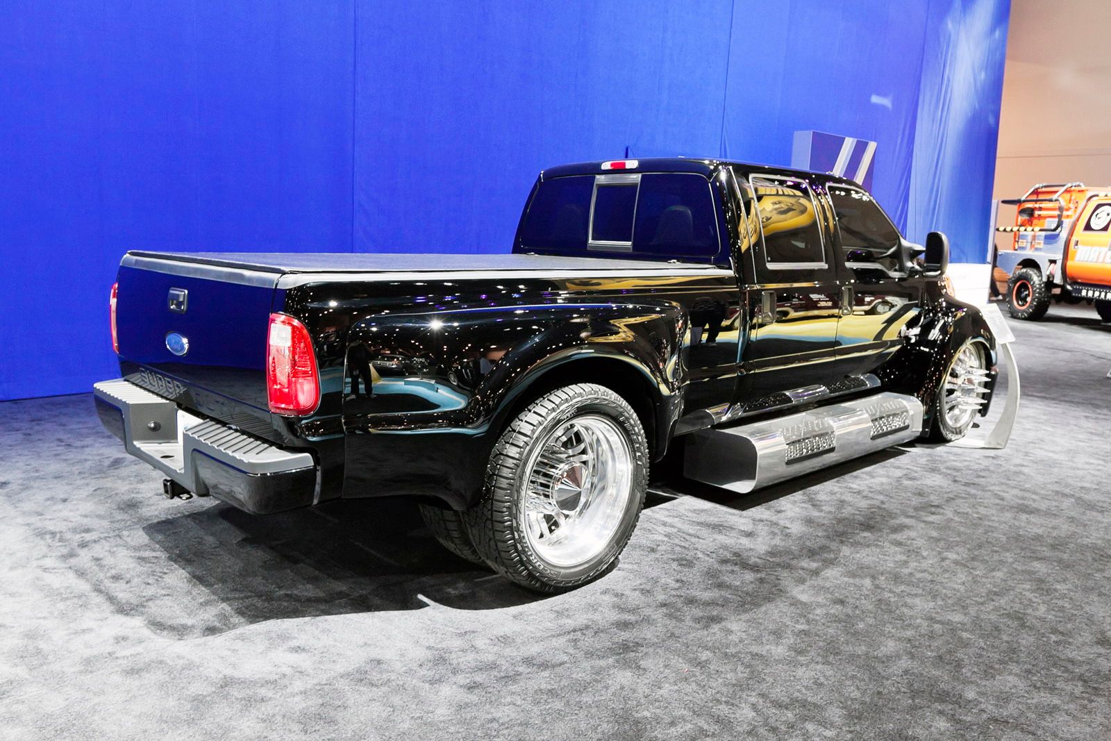 2012 Ford F-650 Hollow Point by Mobsteel