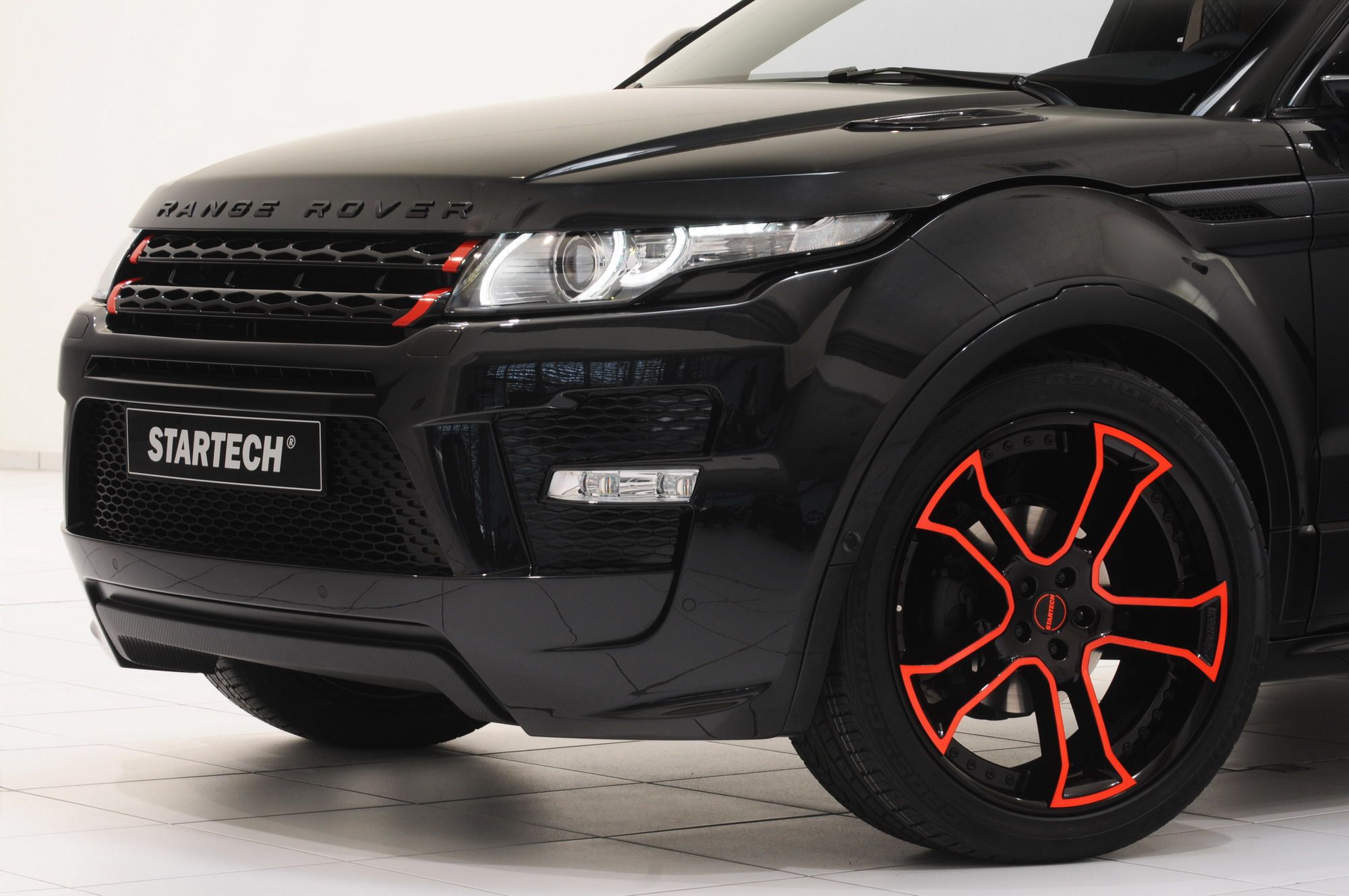 2012 Range Rover Evoque by Startech