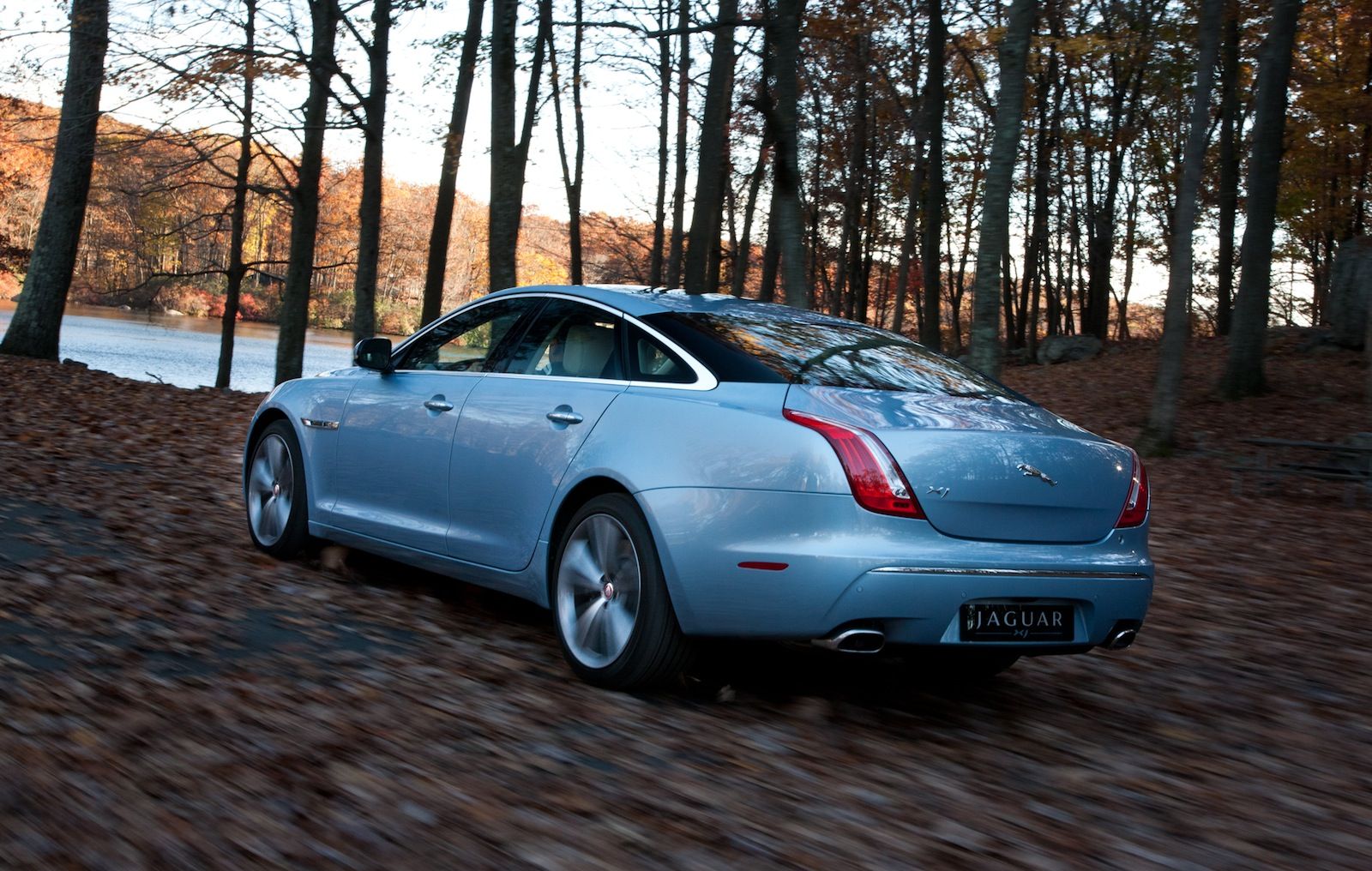 2010 - 2012 Jaguar XJ