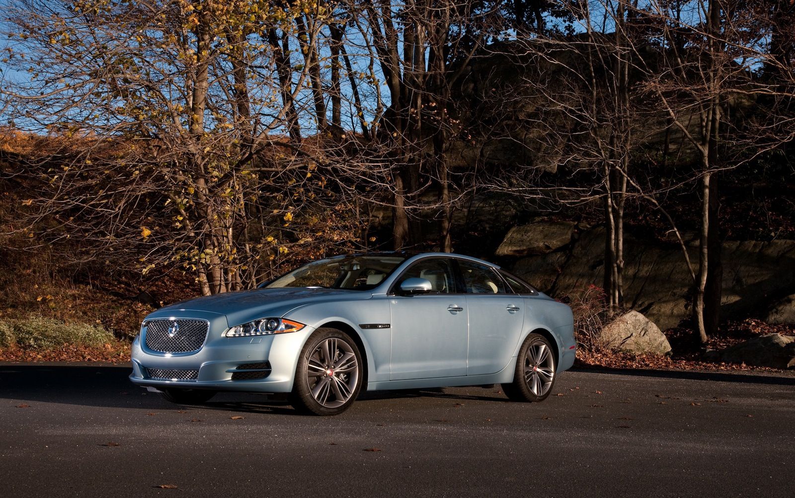 2010 - 2012 Jaguar XJ