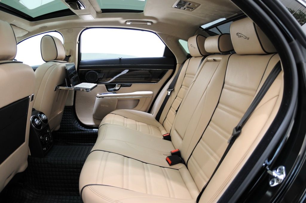 2011 Jaguar XJ by Startech