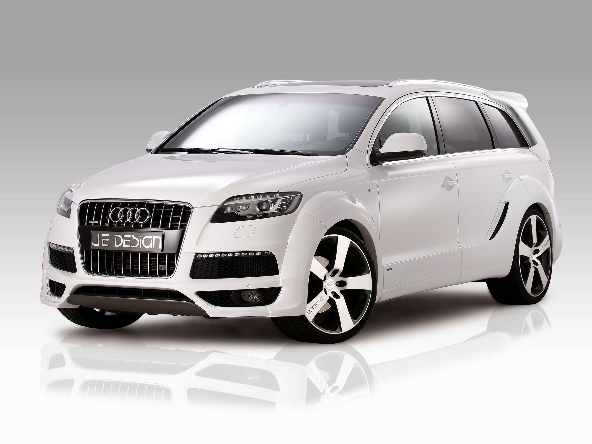 2011 Audi Q7 S-Line by Je Design