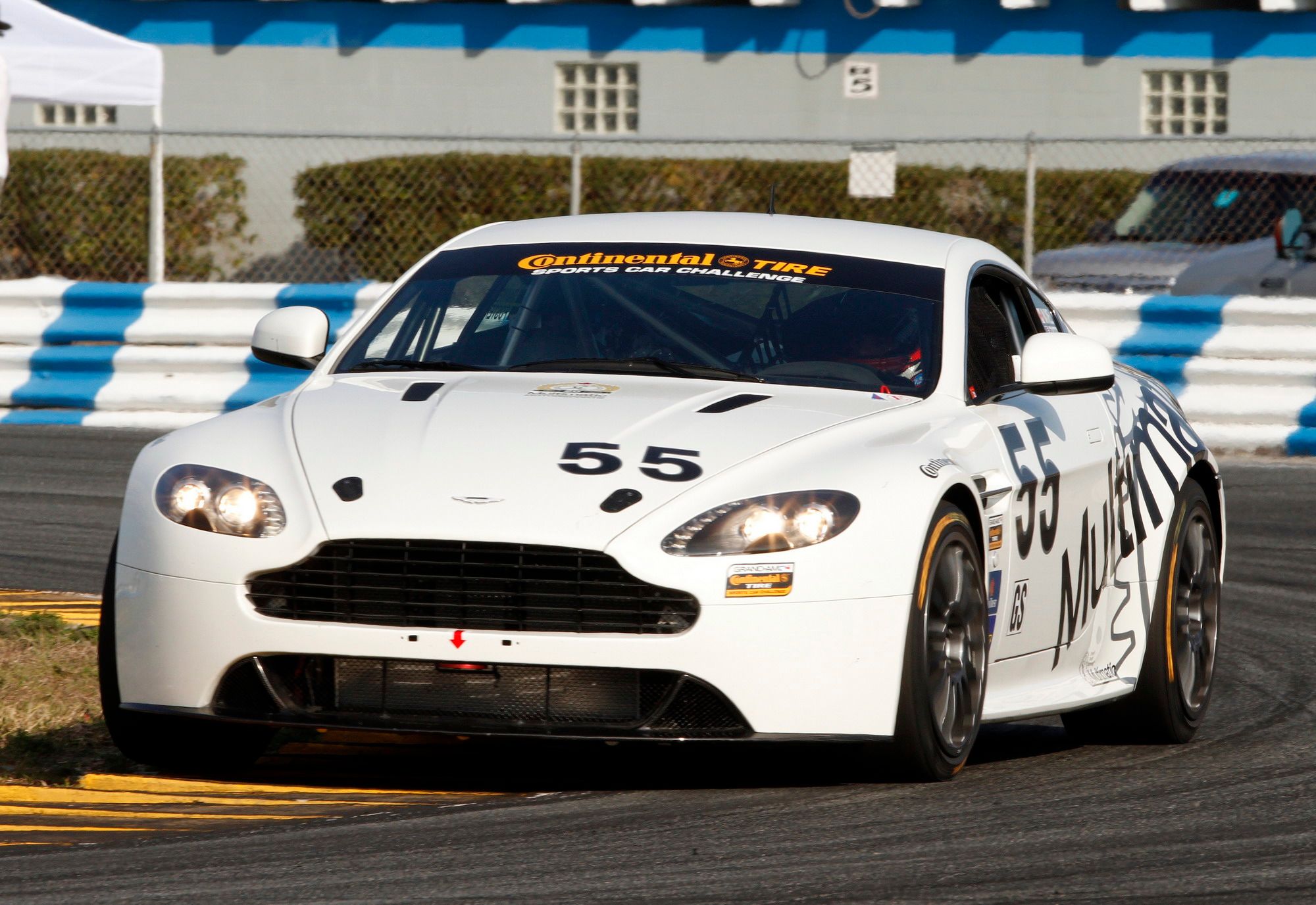 2012 Aston Martin Vantage GT4