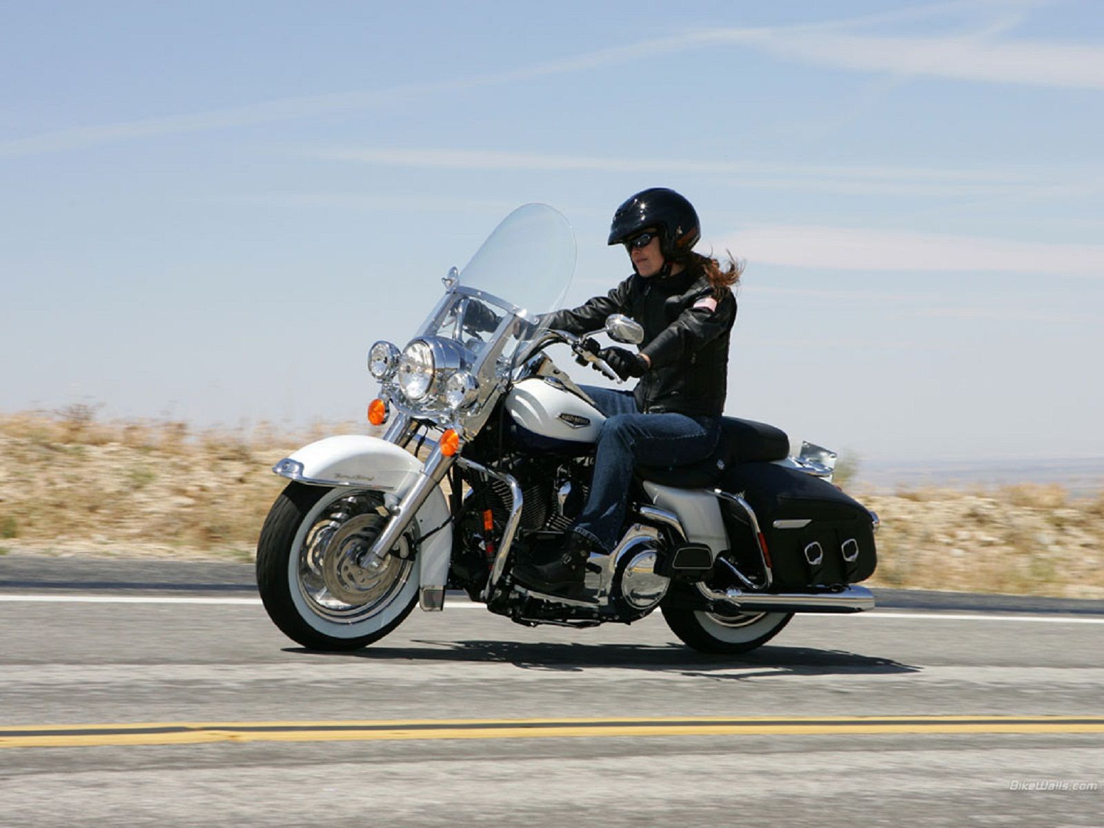2012 Harley-Davidson FLHRC Road King Classic
