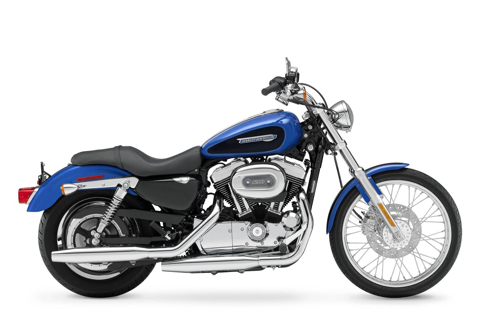 2012 Harley-Davidson Sportster XL1200C Custom