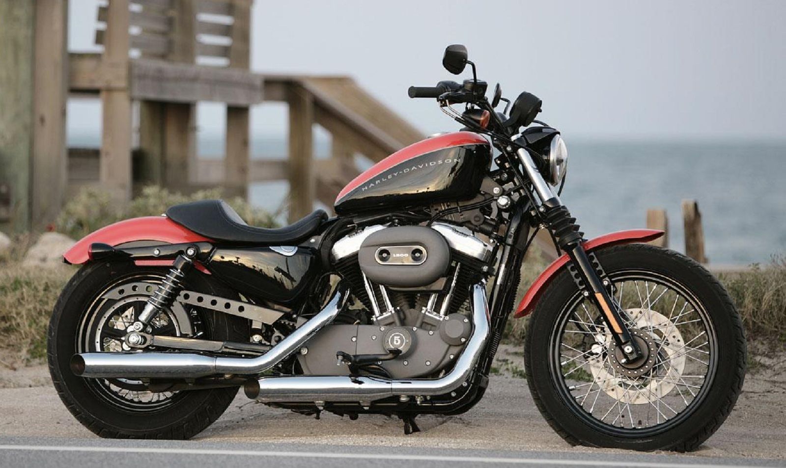 2012 Harley-Davidson Sportster XL1200N Nightster