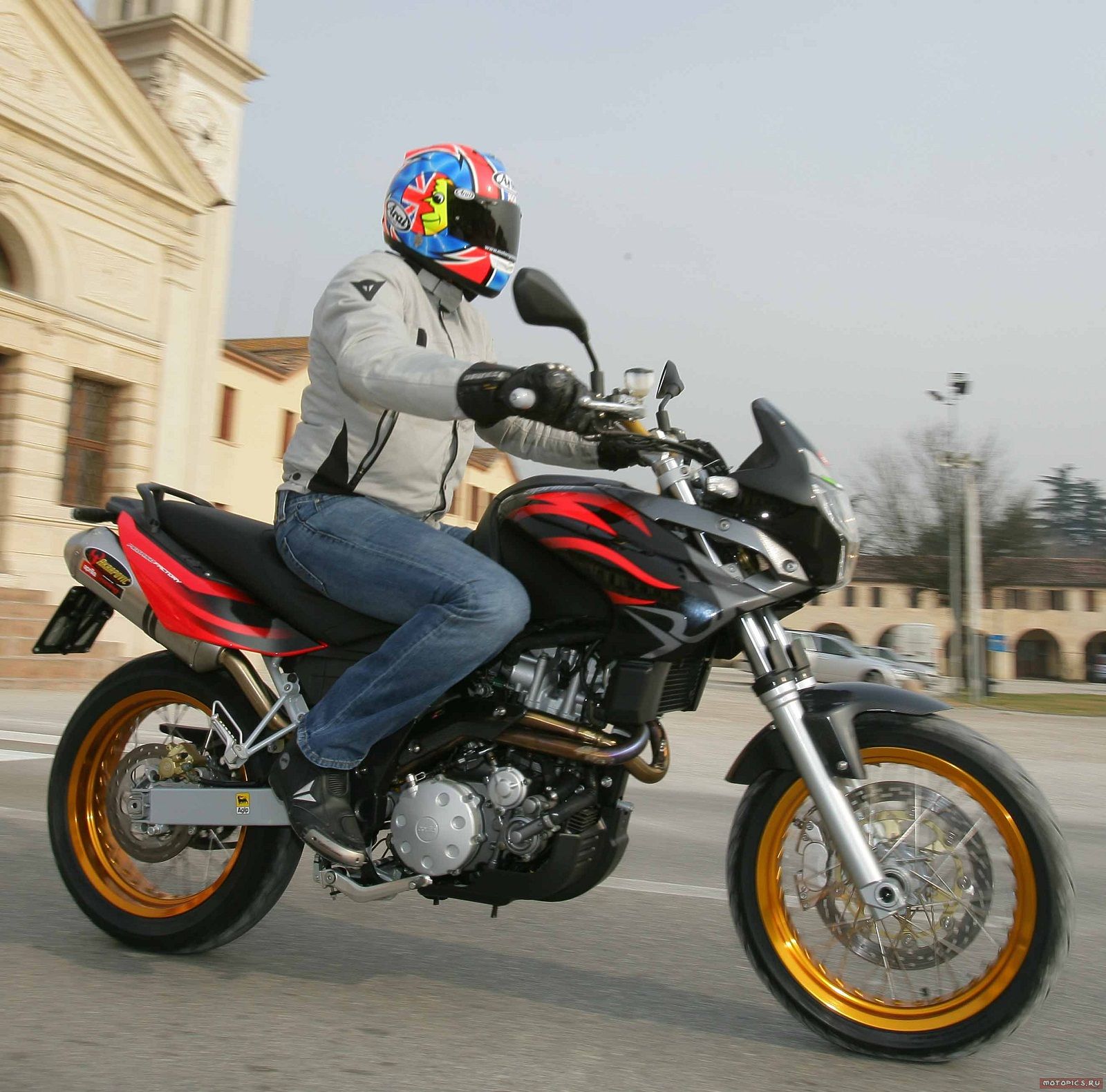 2012 Aprilia Pegaso 650 Factory