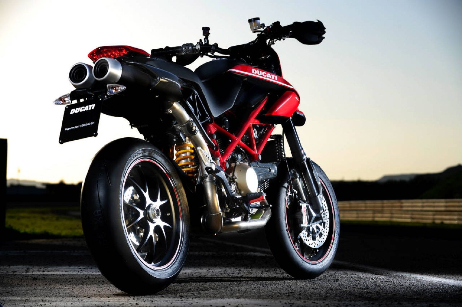 2012 Ducati Hypermotard 1100 Evo Sp