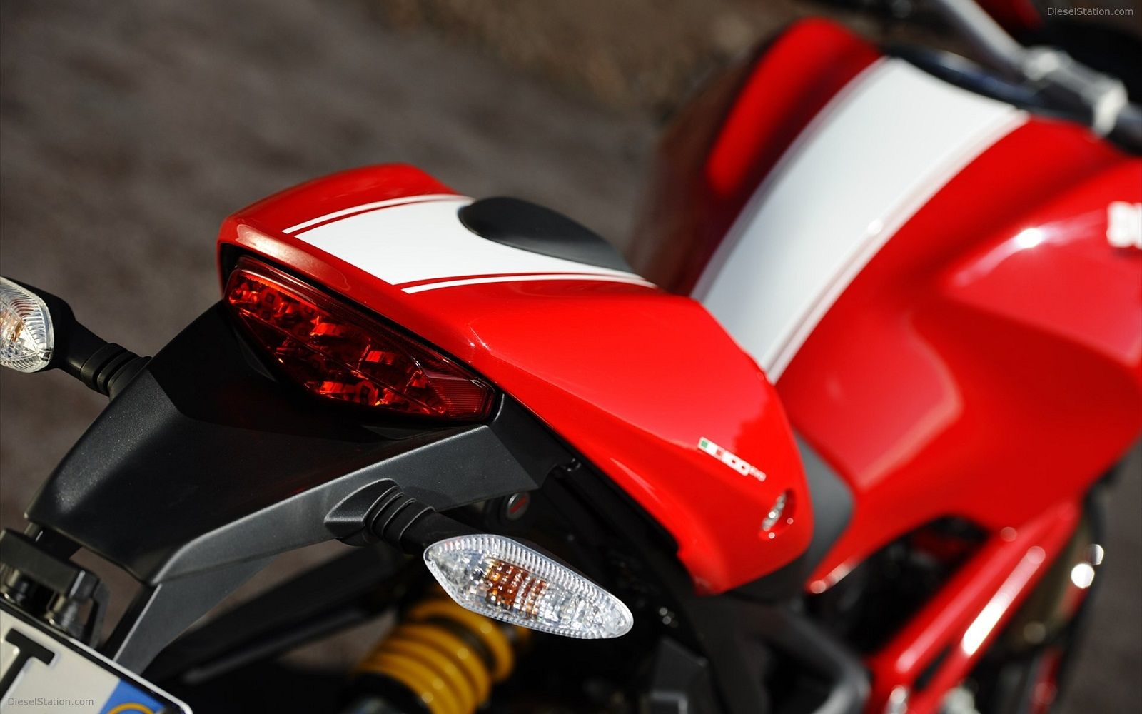 2012 Ducati Monster 1100 Evo