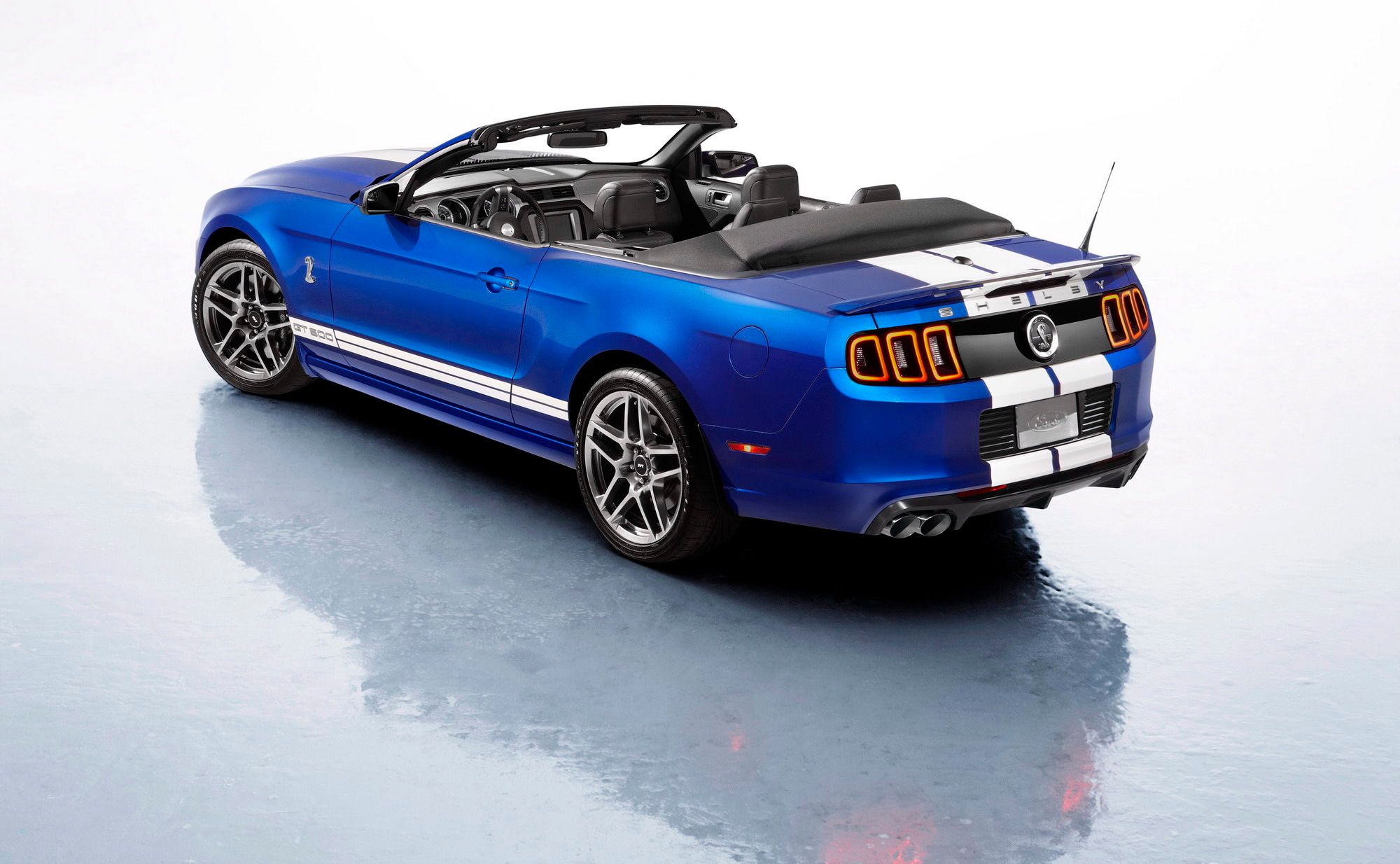 2013 Ford Mustang Shelby GT500 Convertible