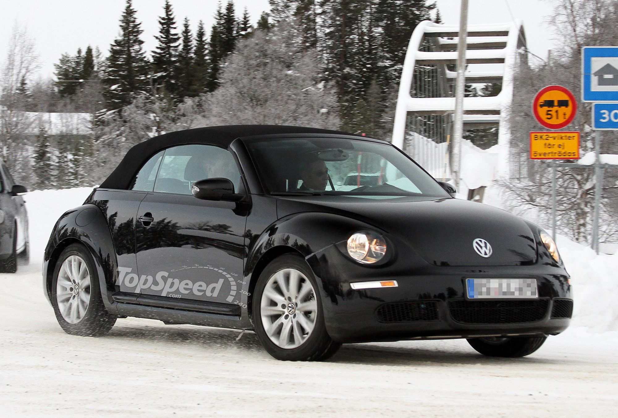 2013 Volkswagen Beetle Cabrio