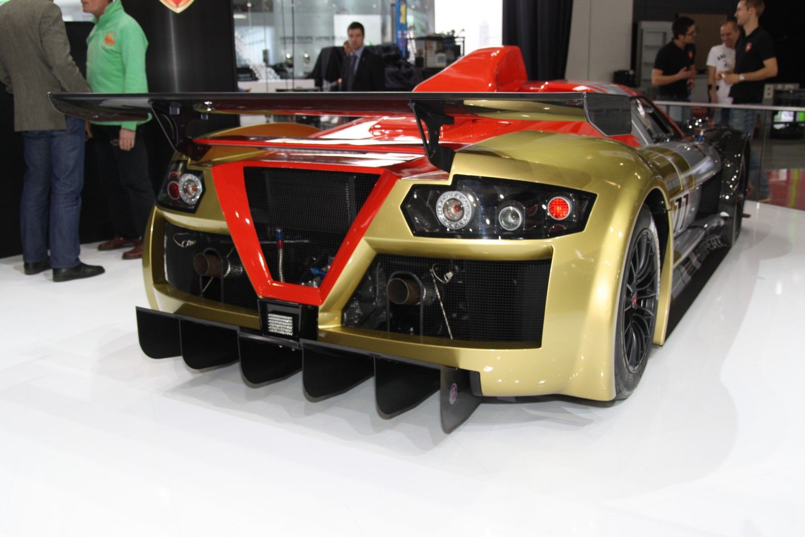 2012 Gumpert Apollo R