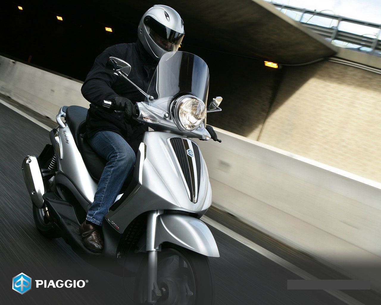 2012 Piaggio BV Tourer 500 