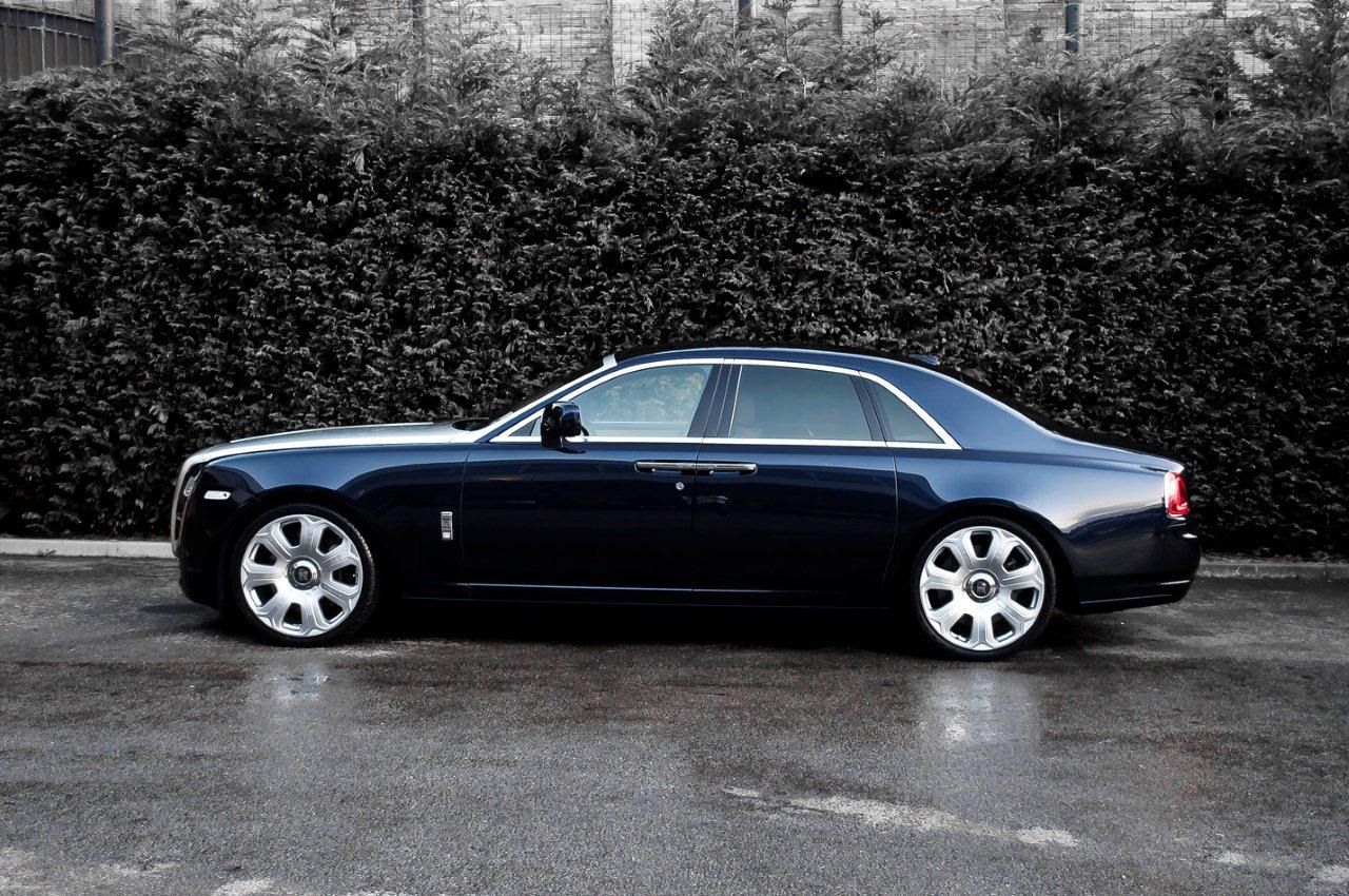 2012 Rolls Royce Ghost Edition by Kahn Design