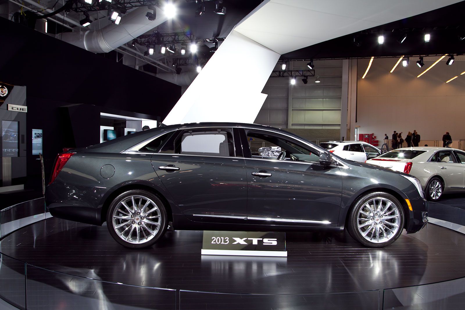 2013 Cadillac XTS