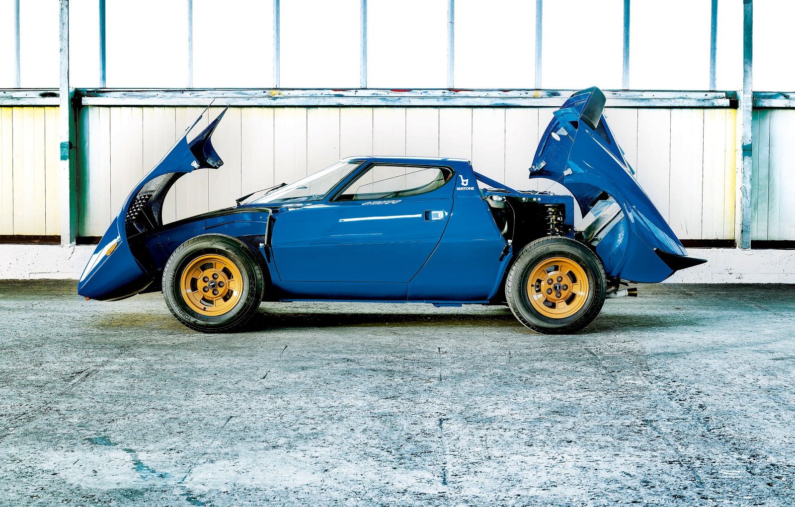 1976 Lancia Stratos 'Stradale' by Carrozzeria Bertone