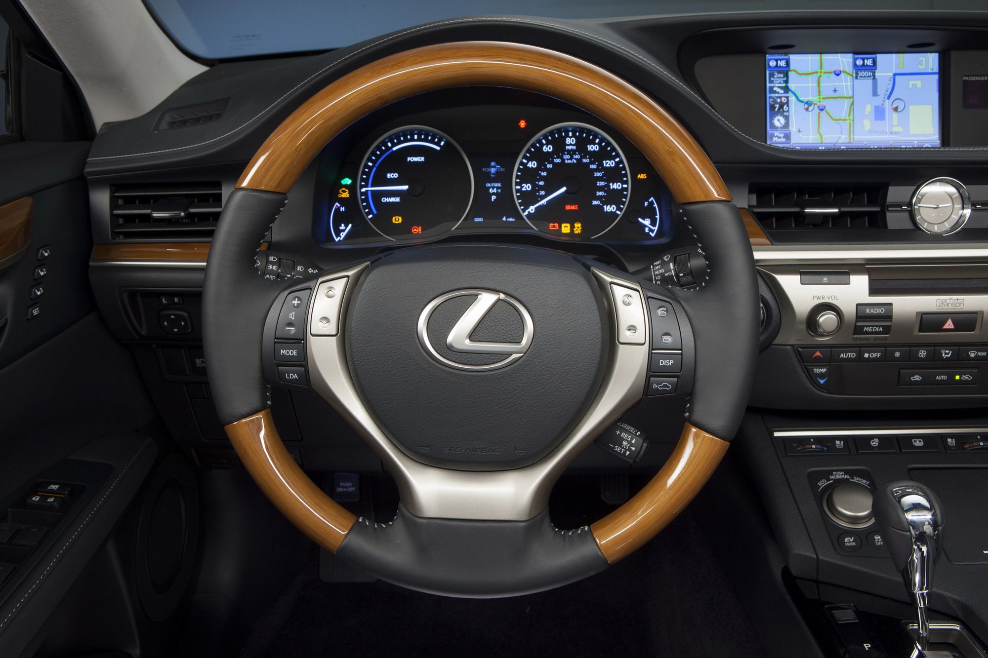 2013 - 2014 Lexus ES 300h