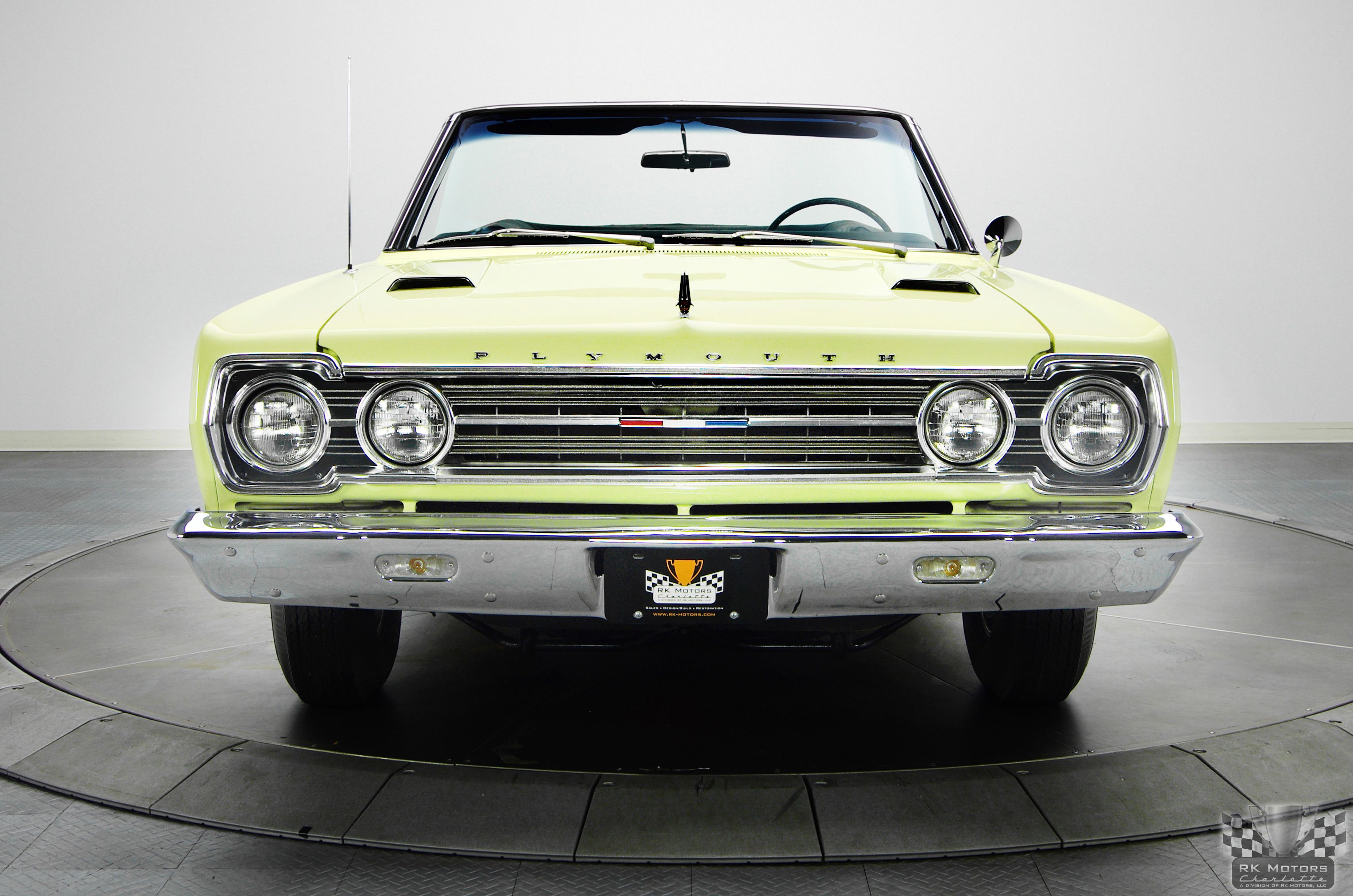 1967 Plymouth GTX Hemi 4 Speed Convertible