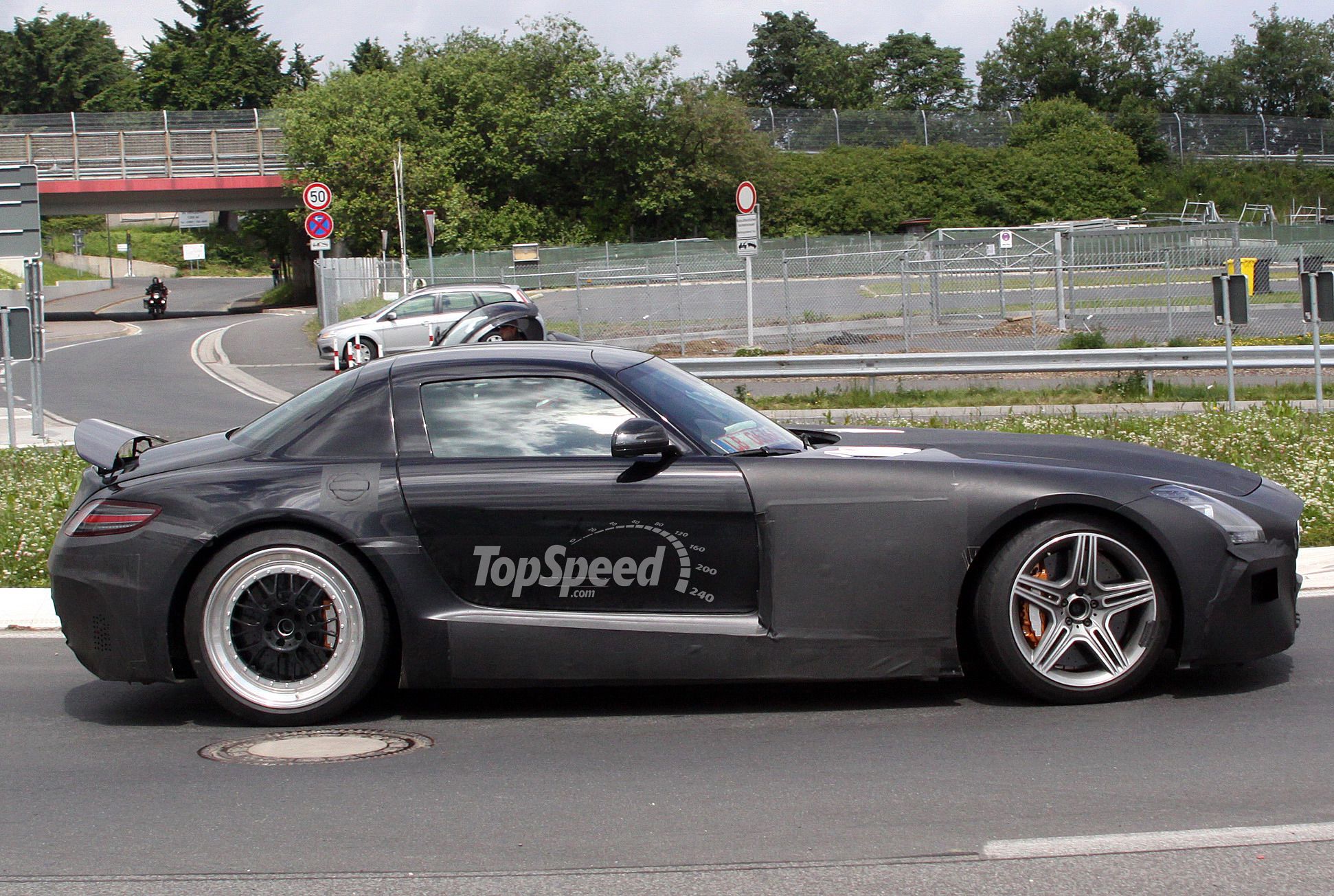 2016 Mercedes-AMG GT