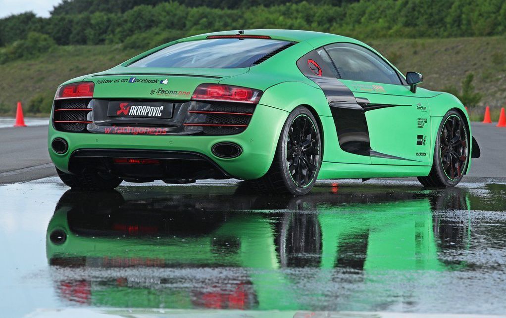 2012 Audi R8 V10 by Racing One