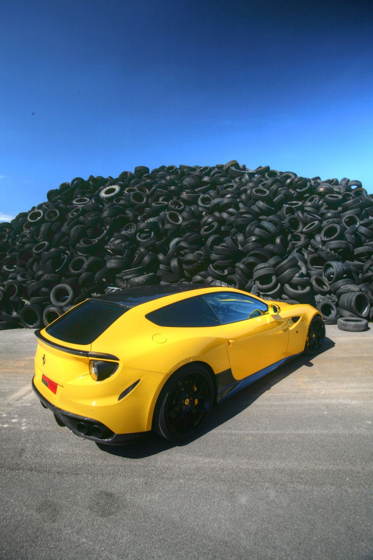 2012 Ferrari FF by Novitec Rosso