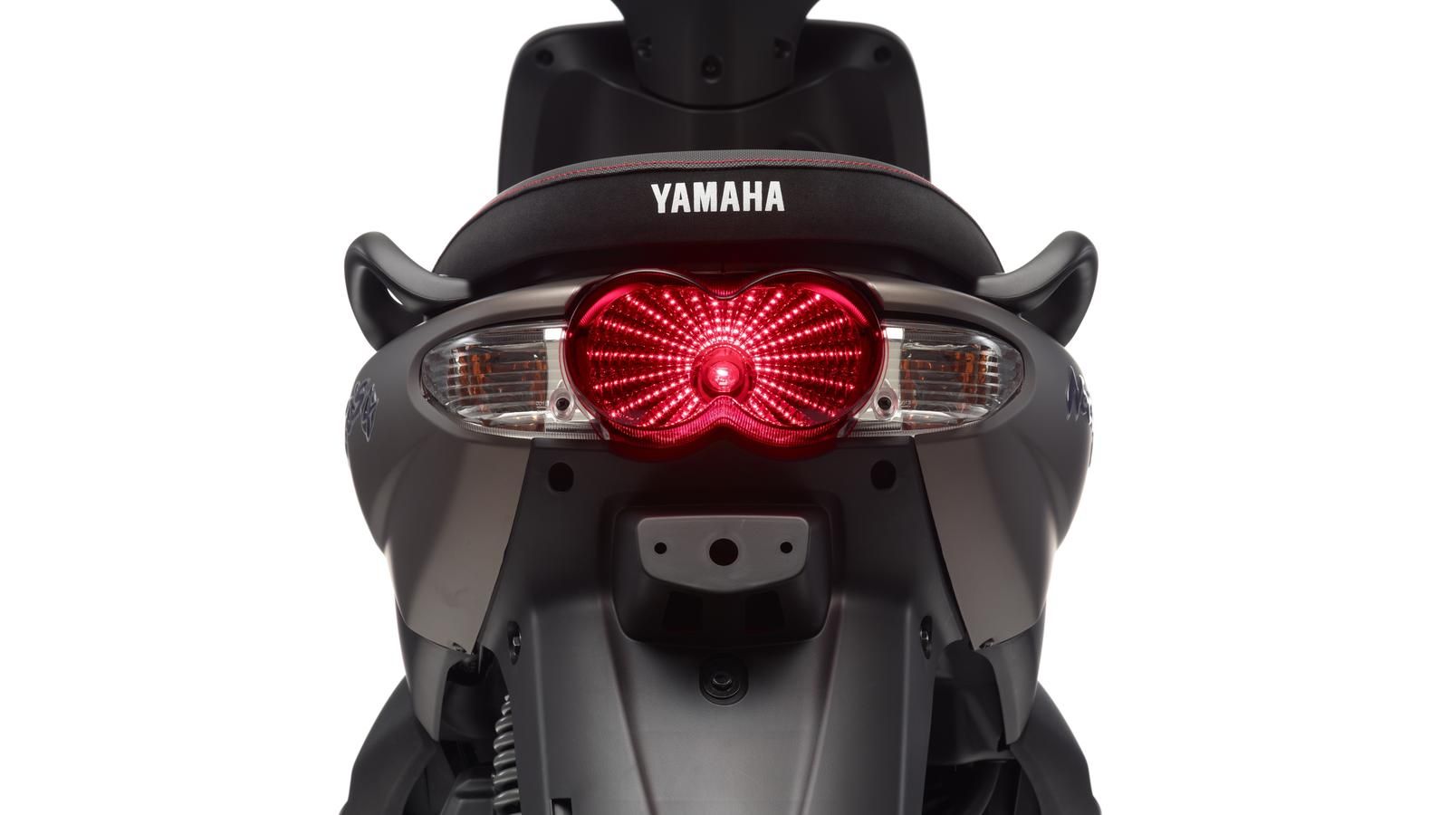 2012 Yamaha Neo's 4