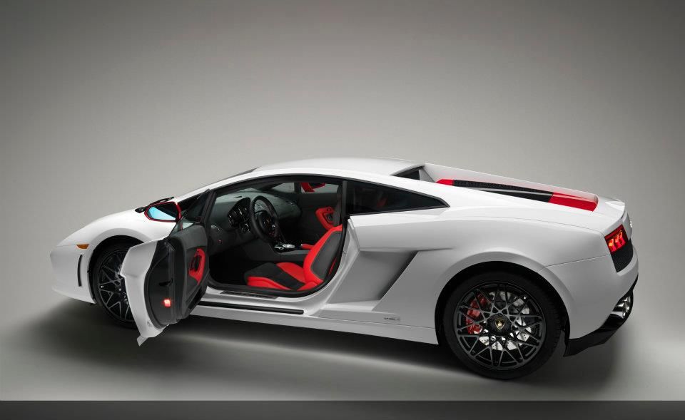 2012 Lamborghini Gallardo LP560-4 Bianco Rosso