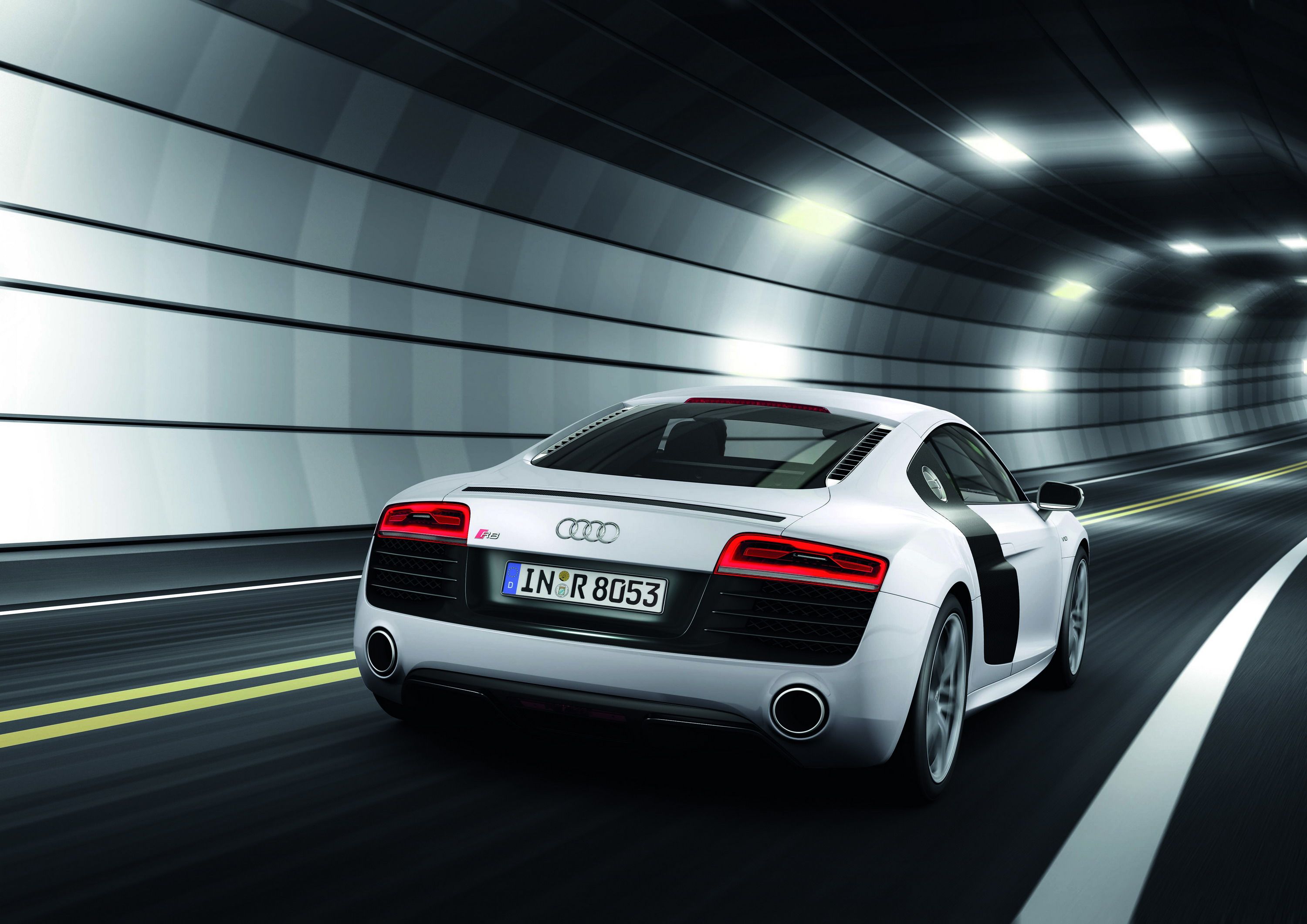 2014 - 2015 Audi R8 V10