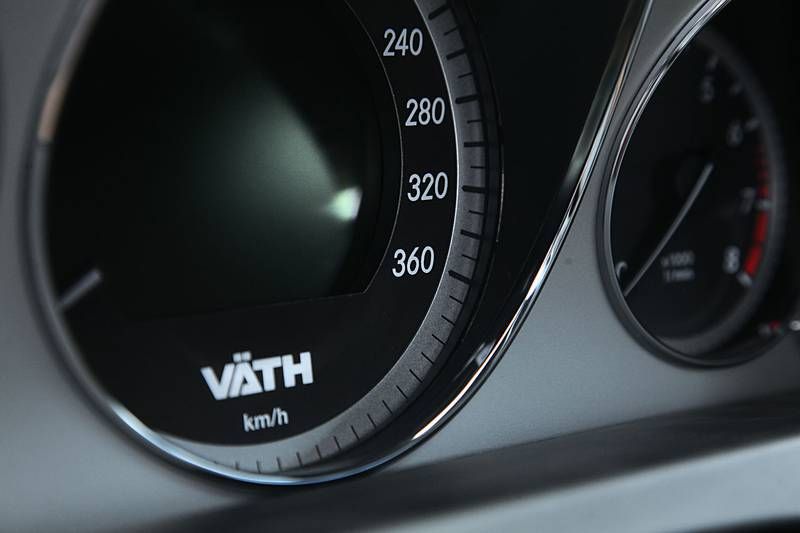 2012 Mercedes-Benz E500 by Vath