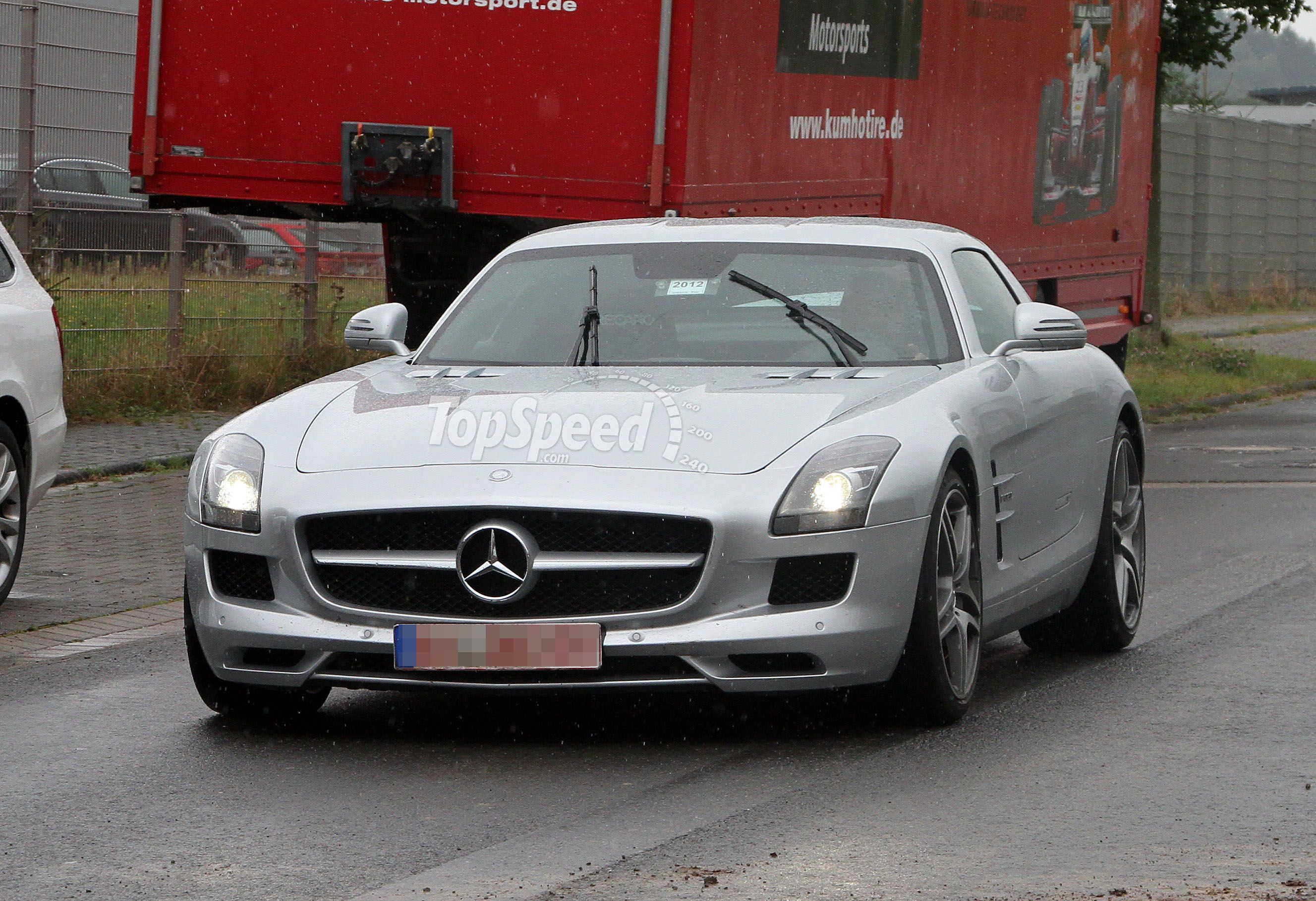 2013 Mercedes-Benz SLS AMG E-Cell