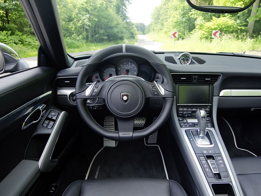 2013 Porsche 911 Cabriolet GT by Gemballa