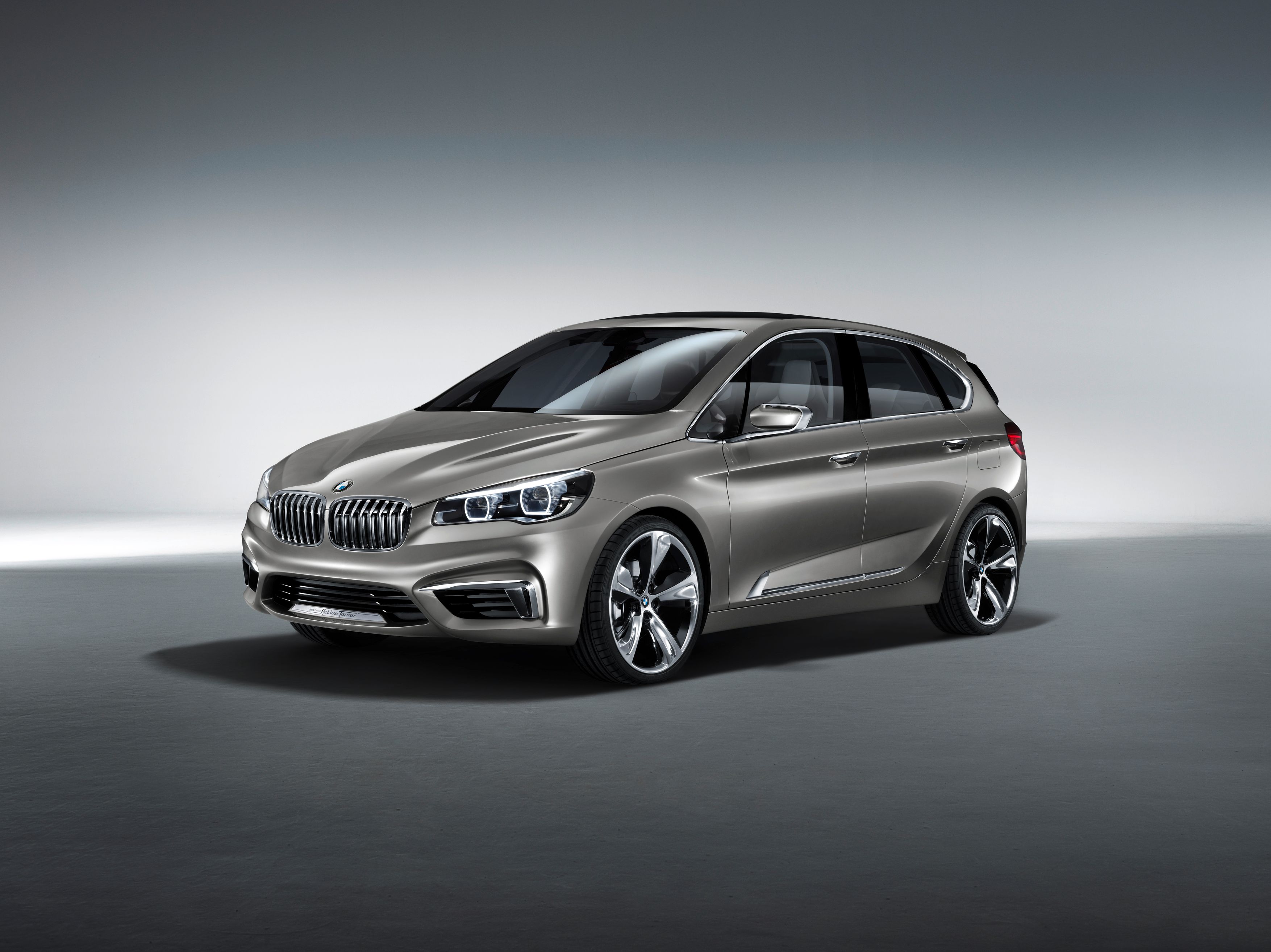 2013 BMW Concept Active Tourer