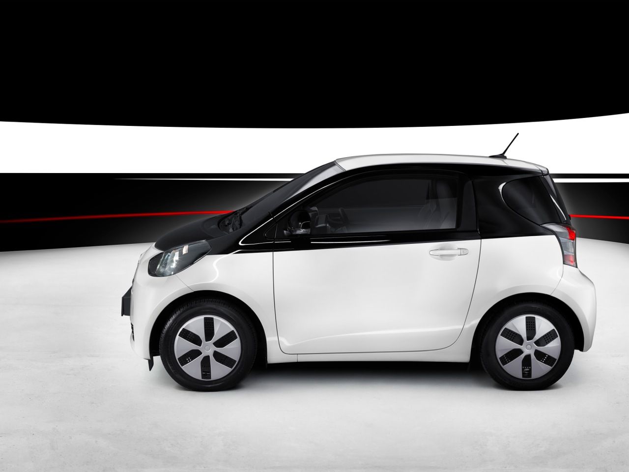 2012 Toyota iQ EV