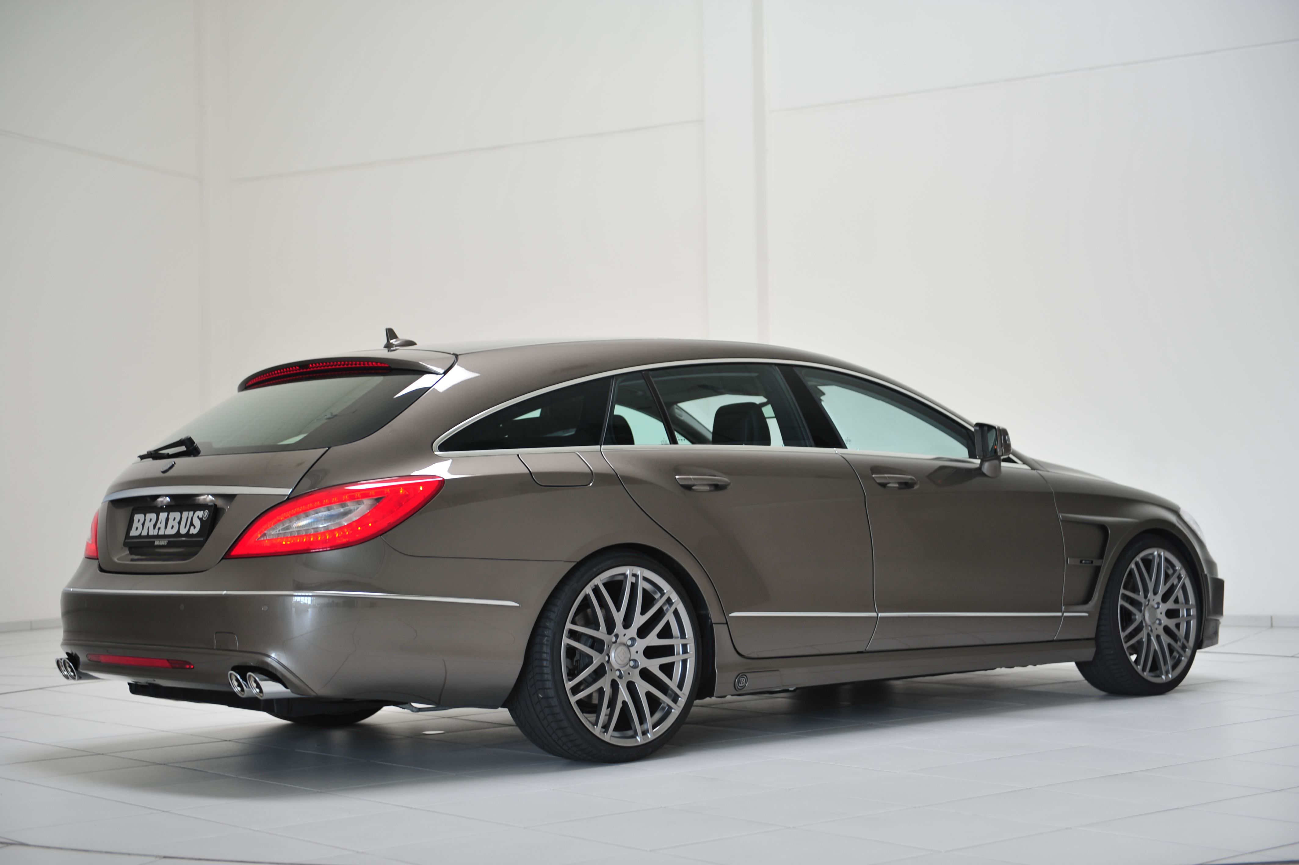 2013 Mercedes-Benz CLS Shooting Brake by Brabus