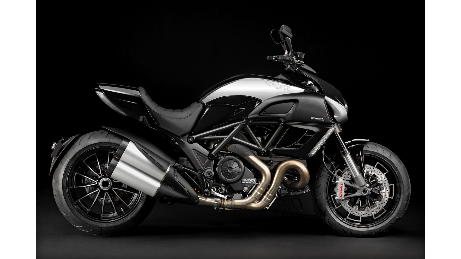 2013 ducati diavel deals dark