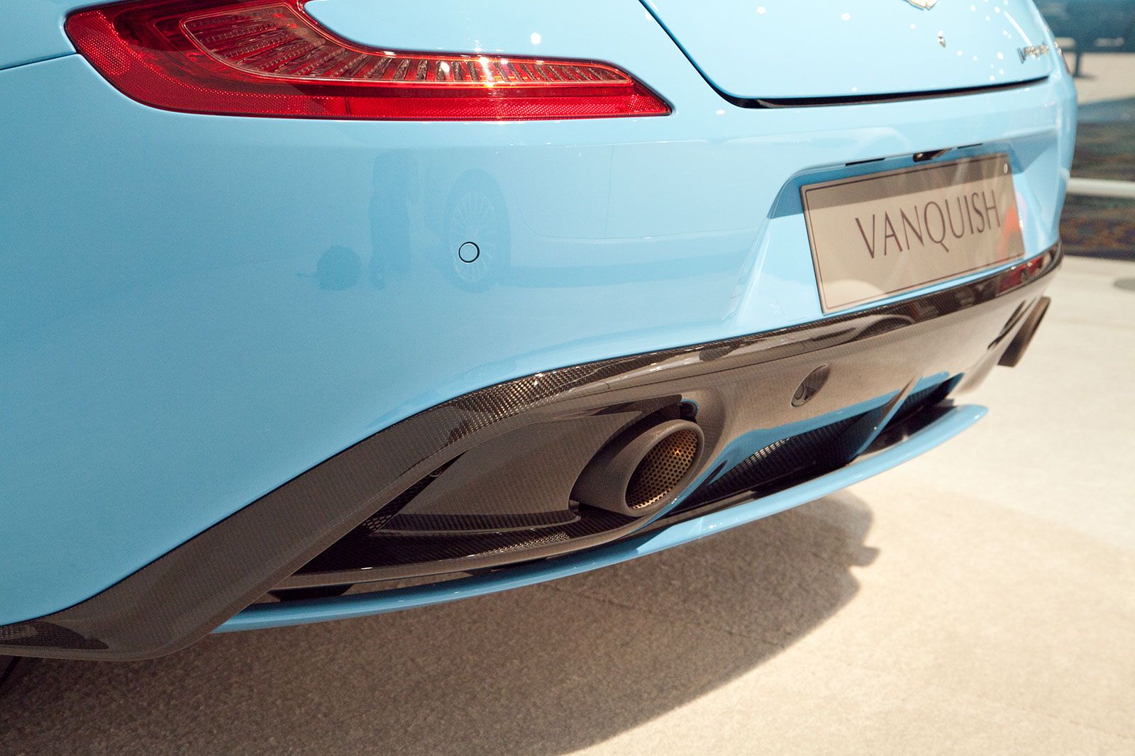 2014 - 2015 Aston Martin Vanquish