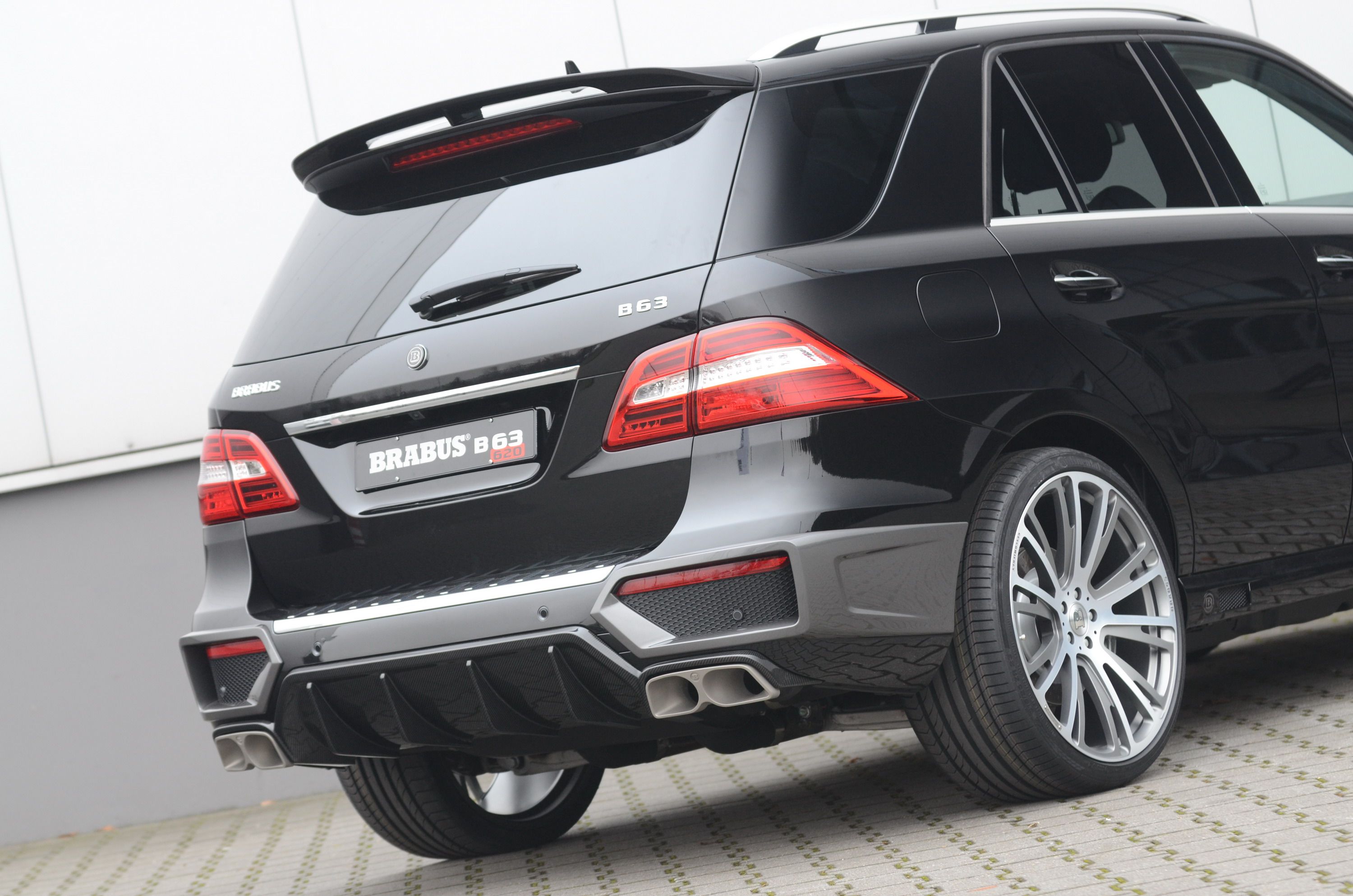 2012 Mercedes ML63 AMG by Brabus