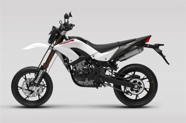 2013 Benelli BX 250 Motard