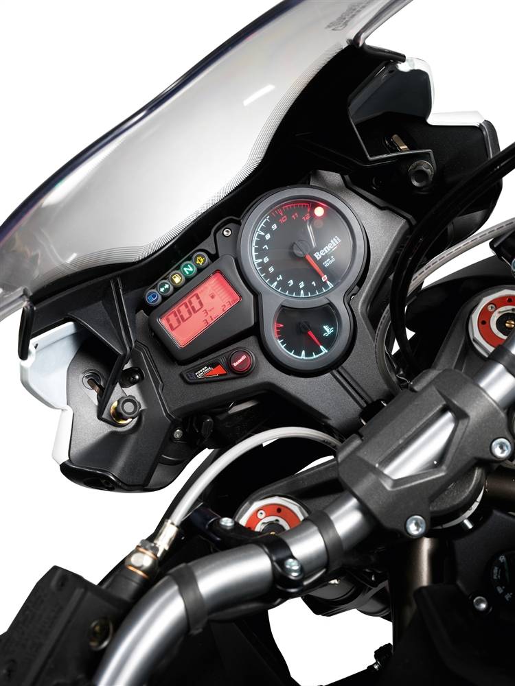 BORSA SERBATOIO GIVI MT505 + FLANGIA BF02 TANKLOCK TRE 899 K / 1130 (06