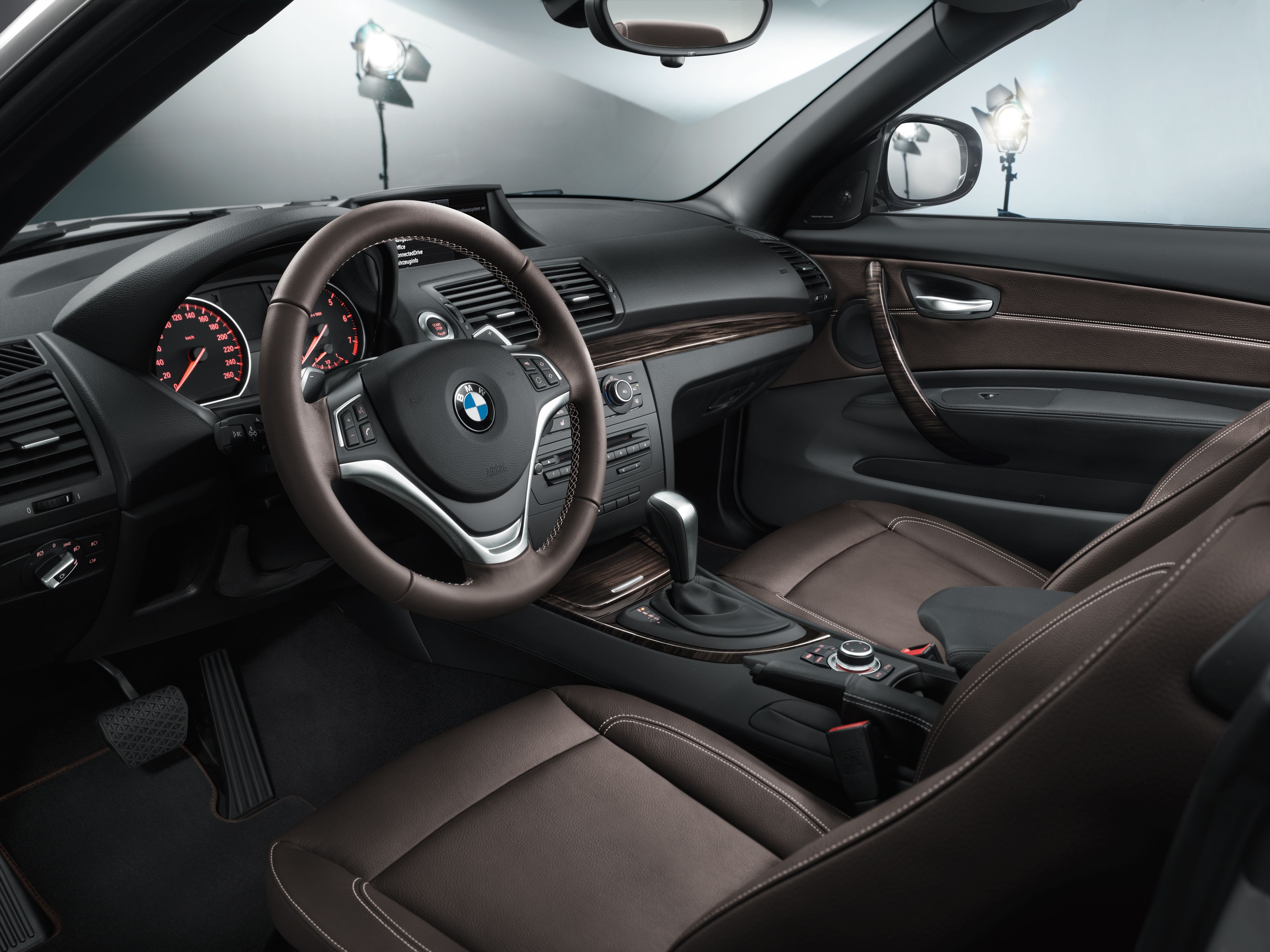 2013 BMW 1-Series Coupe and Convertible Lifestyle Editions