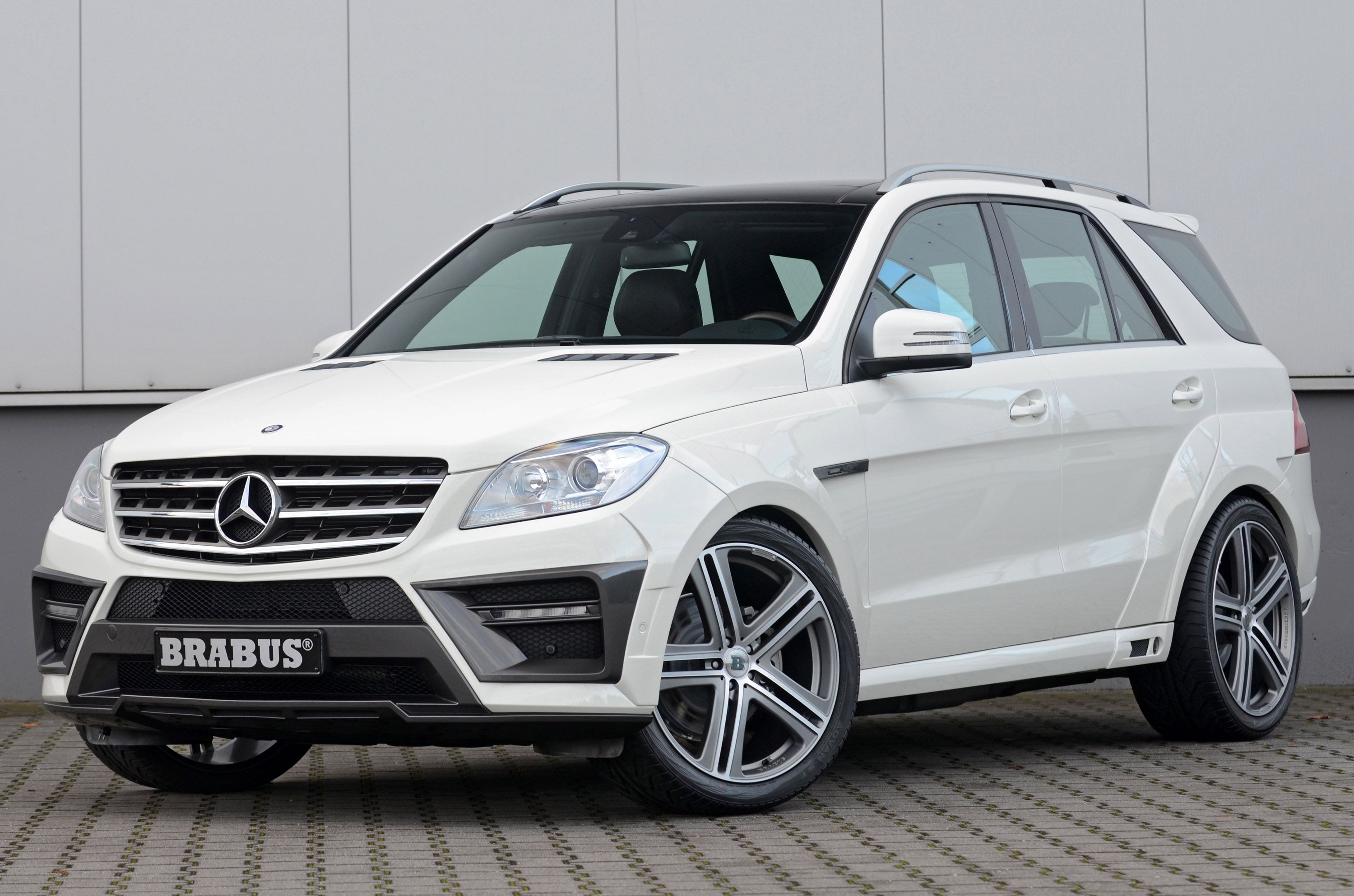 2012 Mercedes ML63 AMG Widestar by Brabus