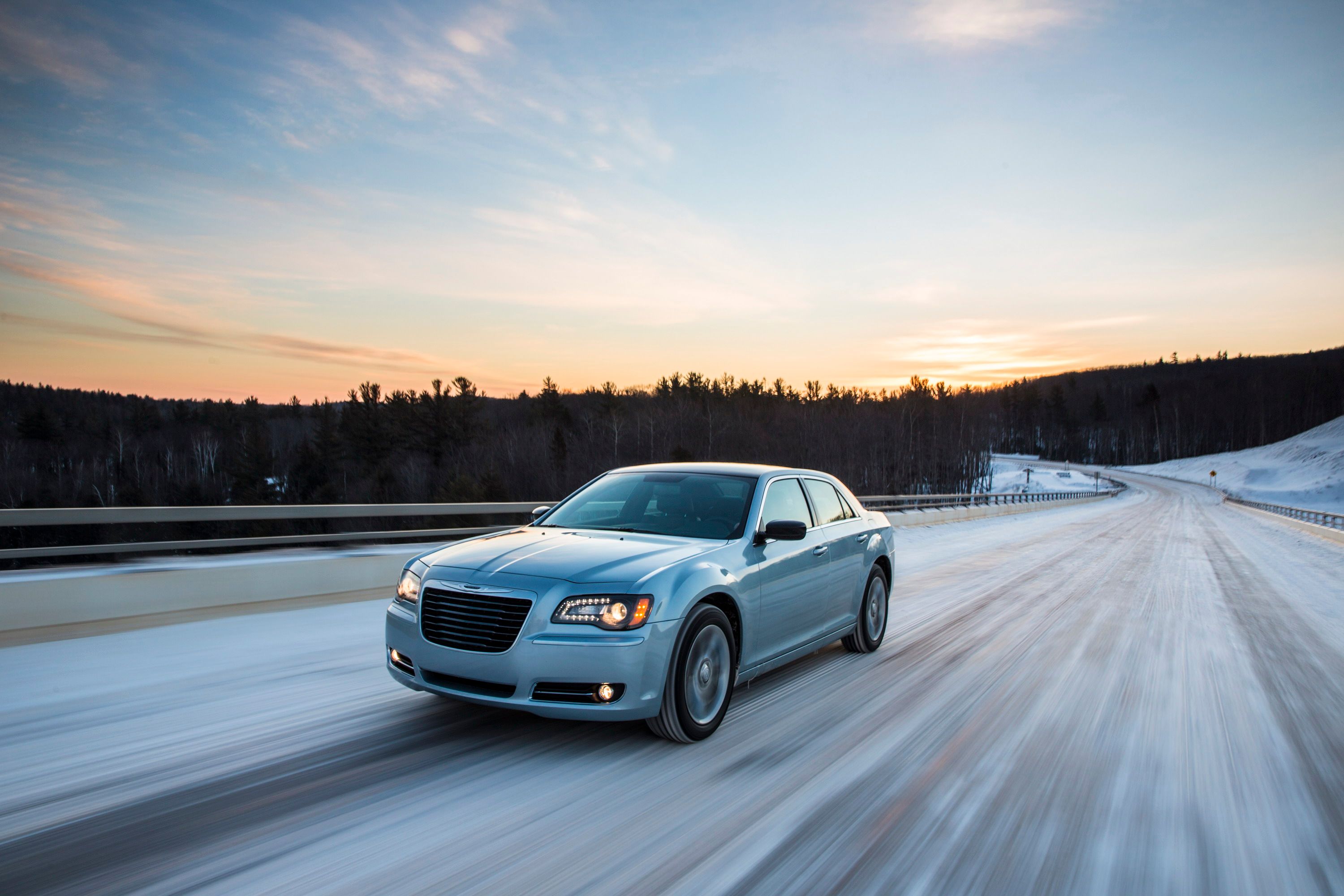 2013 Chrysler 300 Glacier Edition