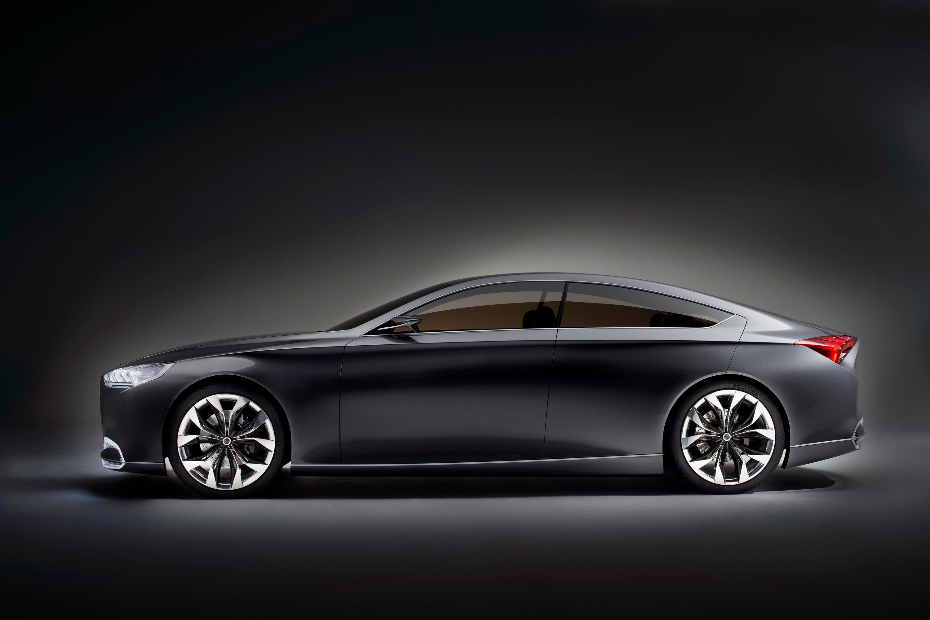 2013 Hyundai HCD-14 Genesis Concept