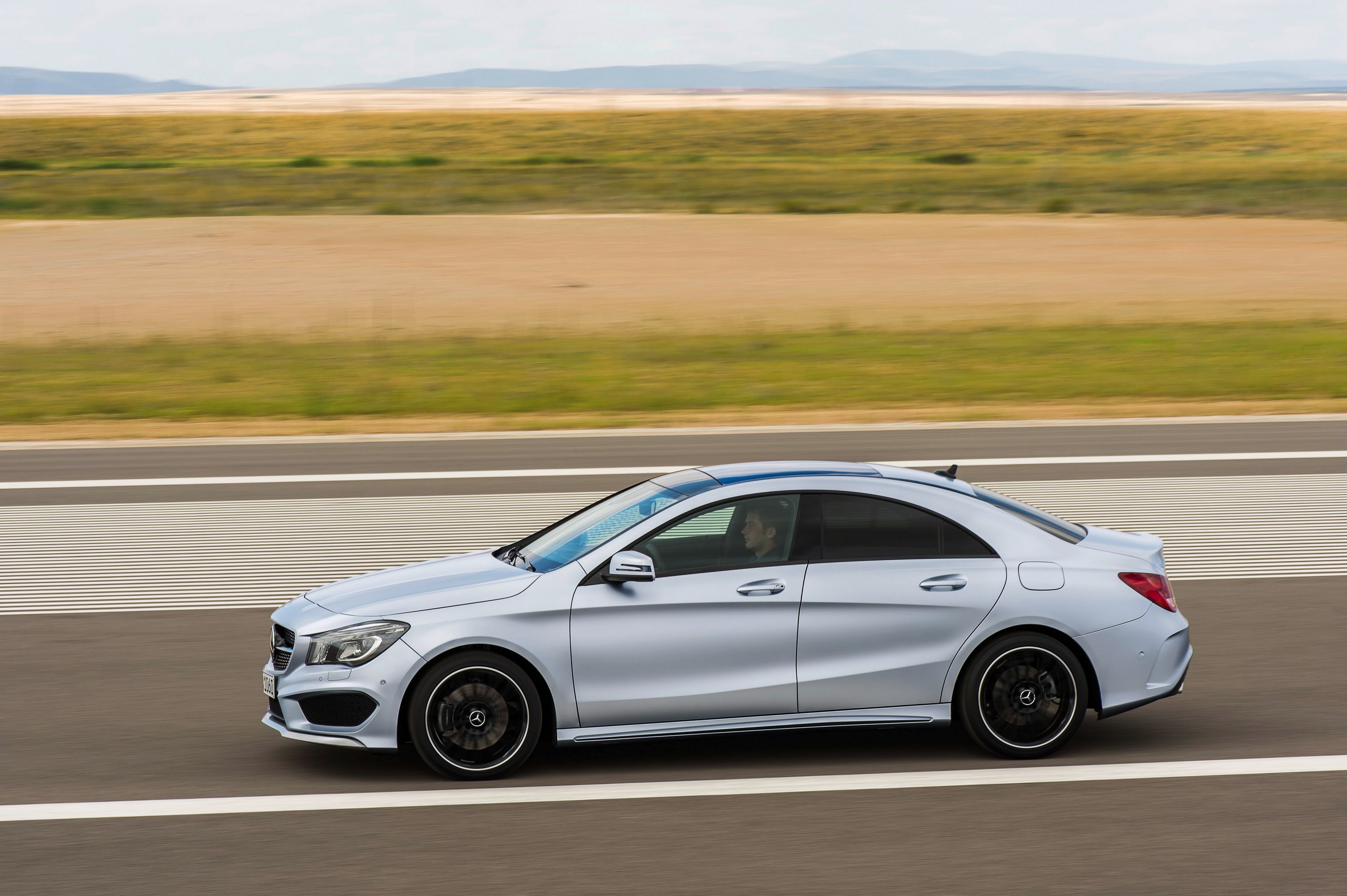 2014 - 2015 Mercedes CLA-Class