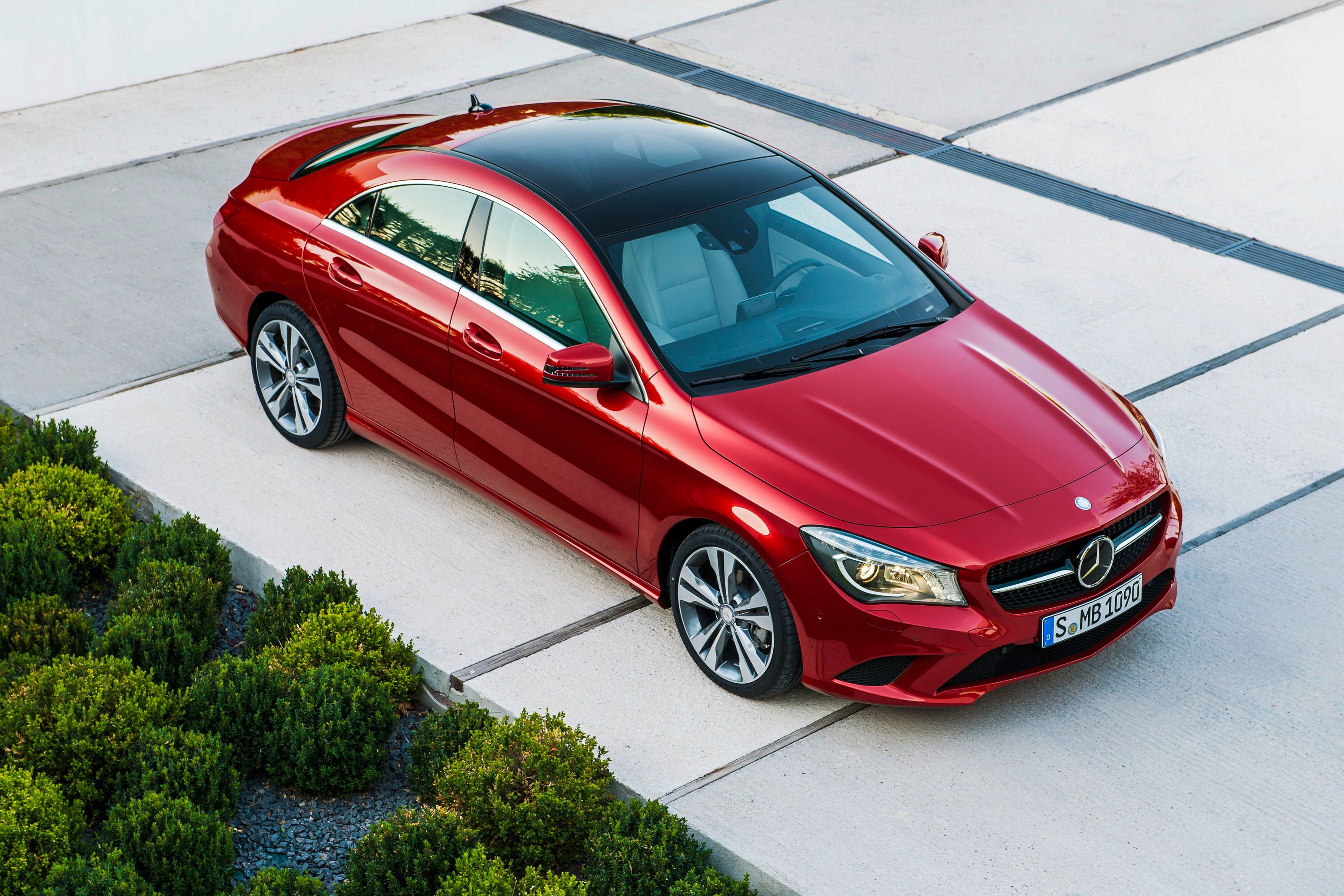 2014 - 2015 Mercedes CLA-Class