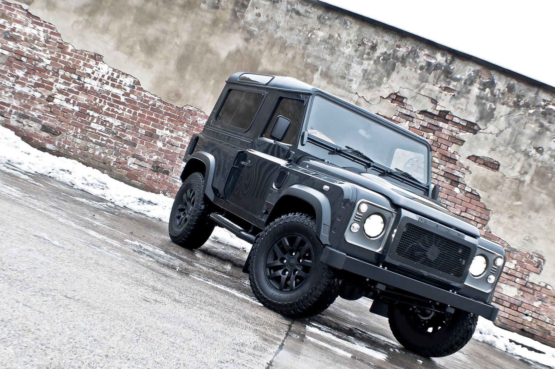2013 Land Rover Defender Military Edition by Kahn Design