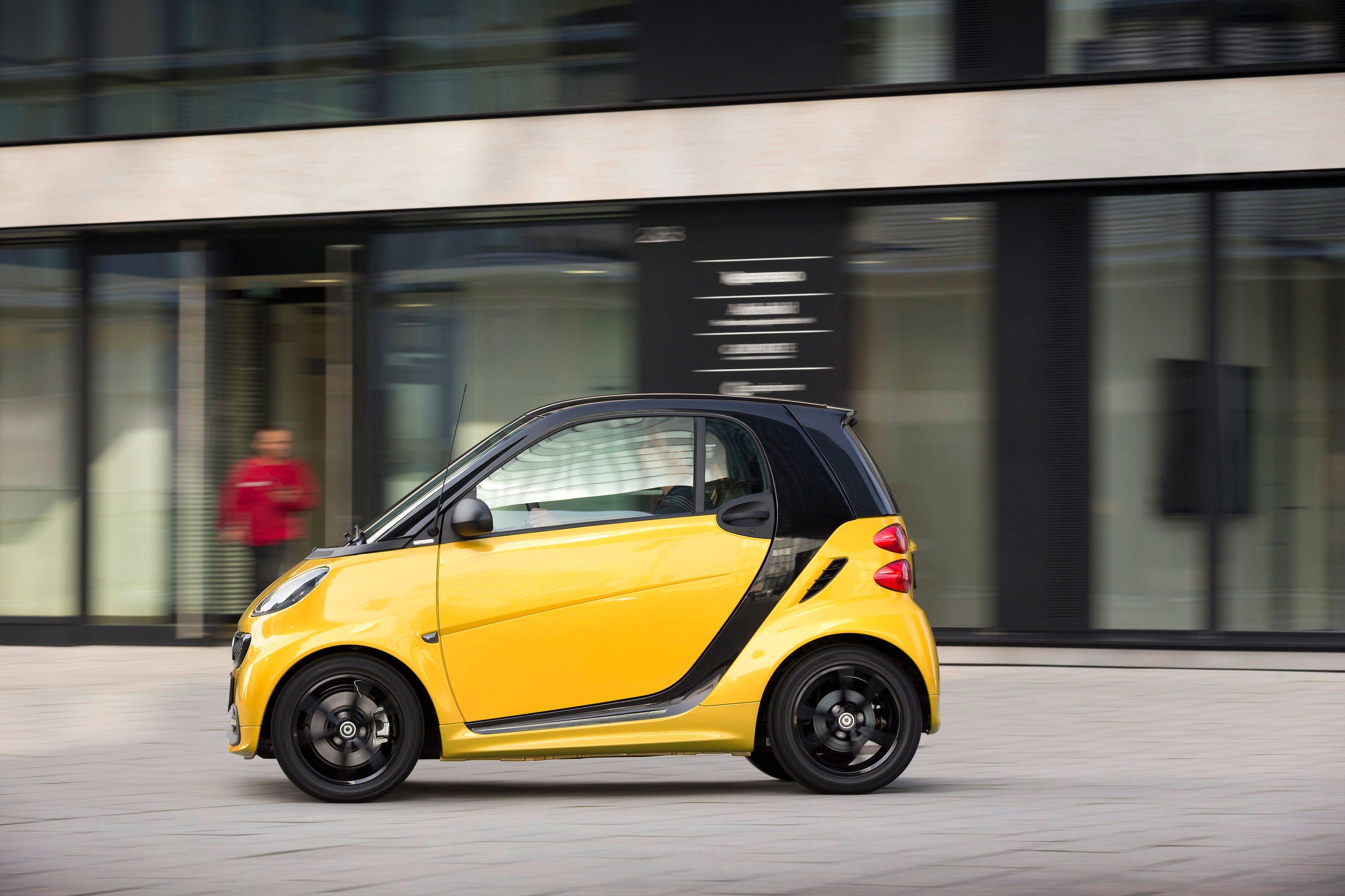 2013 Smart ForTwo CityFlame Coupe and Cabrio